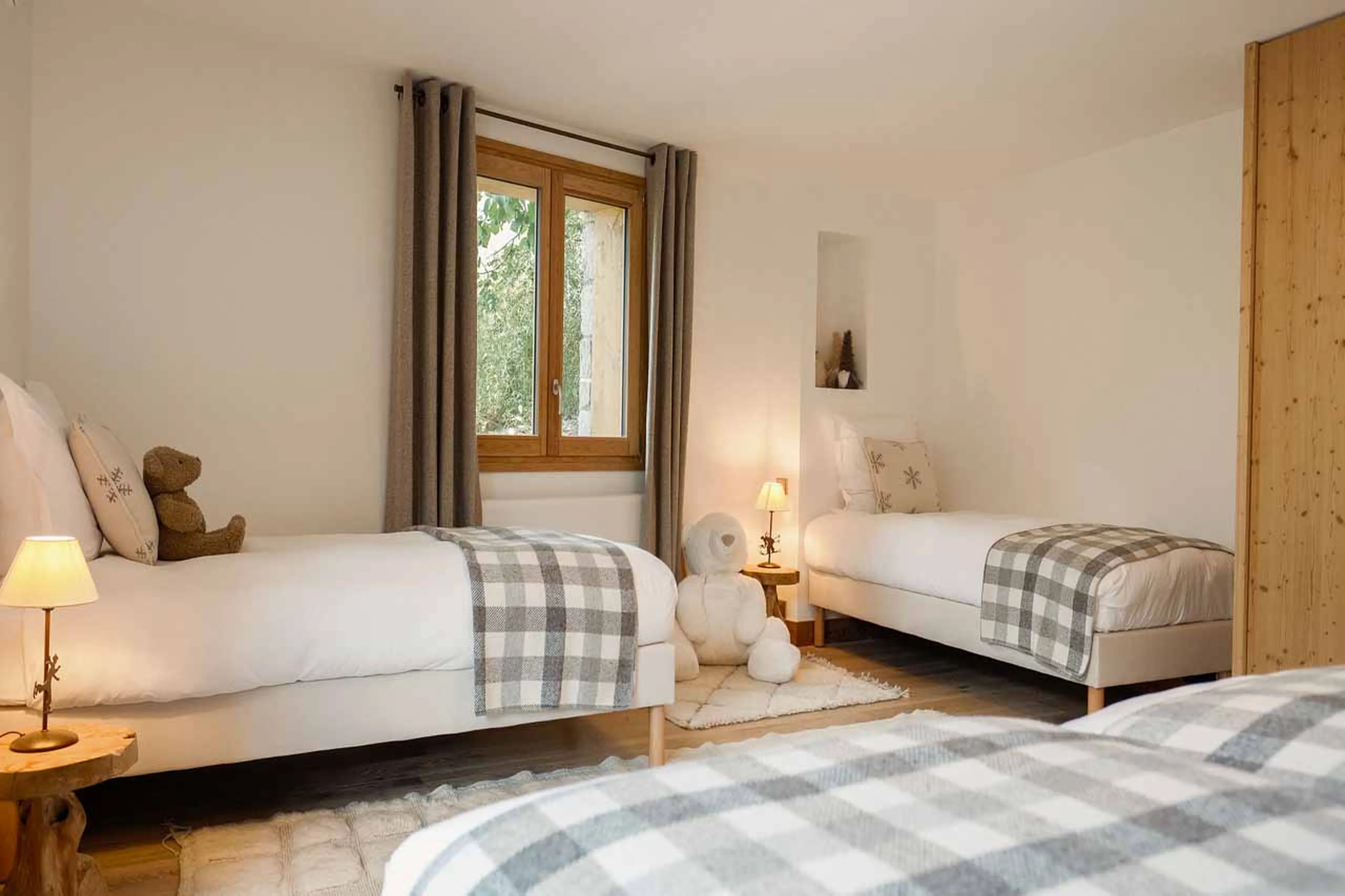 Bedroom 6 at Etoile des Neige in Meribel