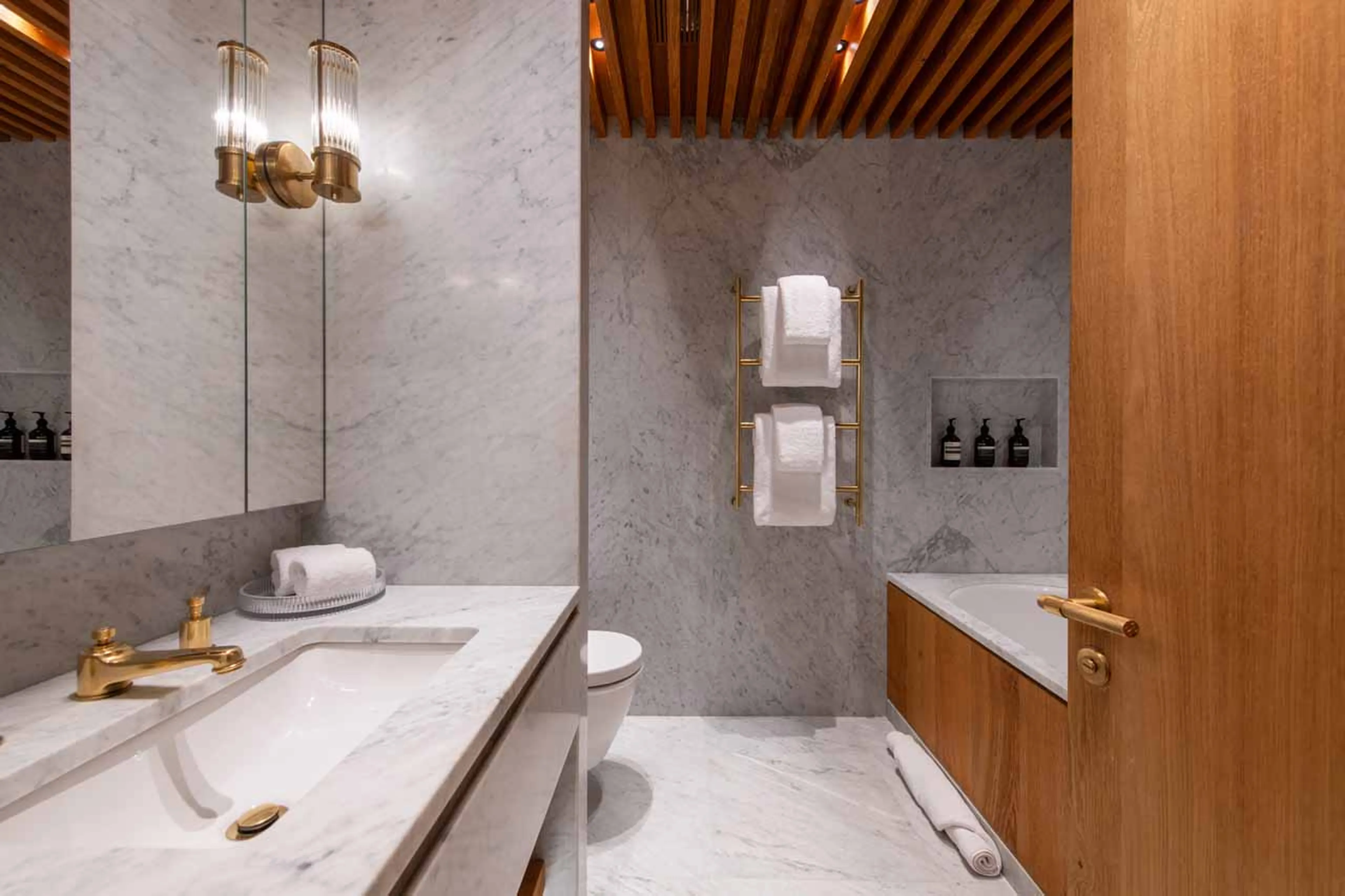 Bathroom six at Chalet Etoile du Nord - East Wing in Val d'Isere