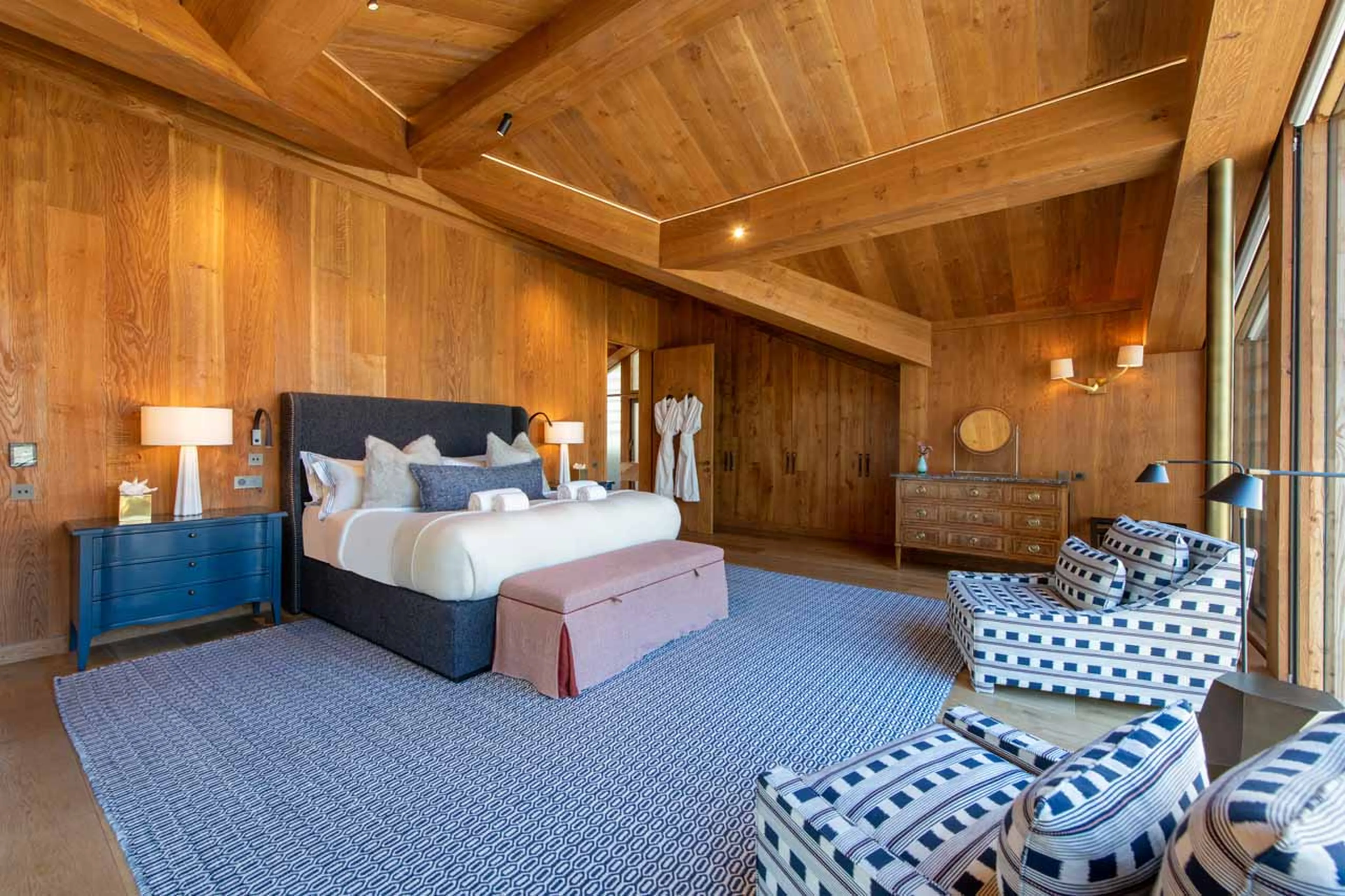 Bedroom one at Chalet Etoile du Nord - West Wing in Val d'Isere