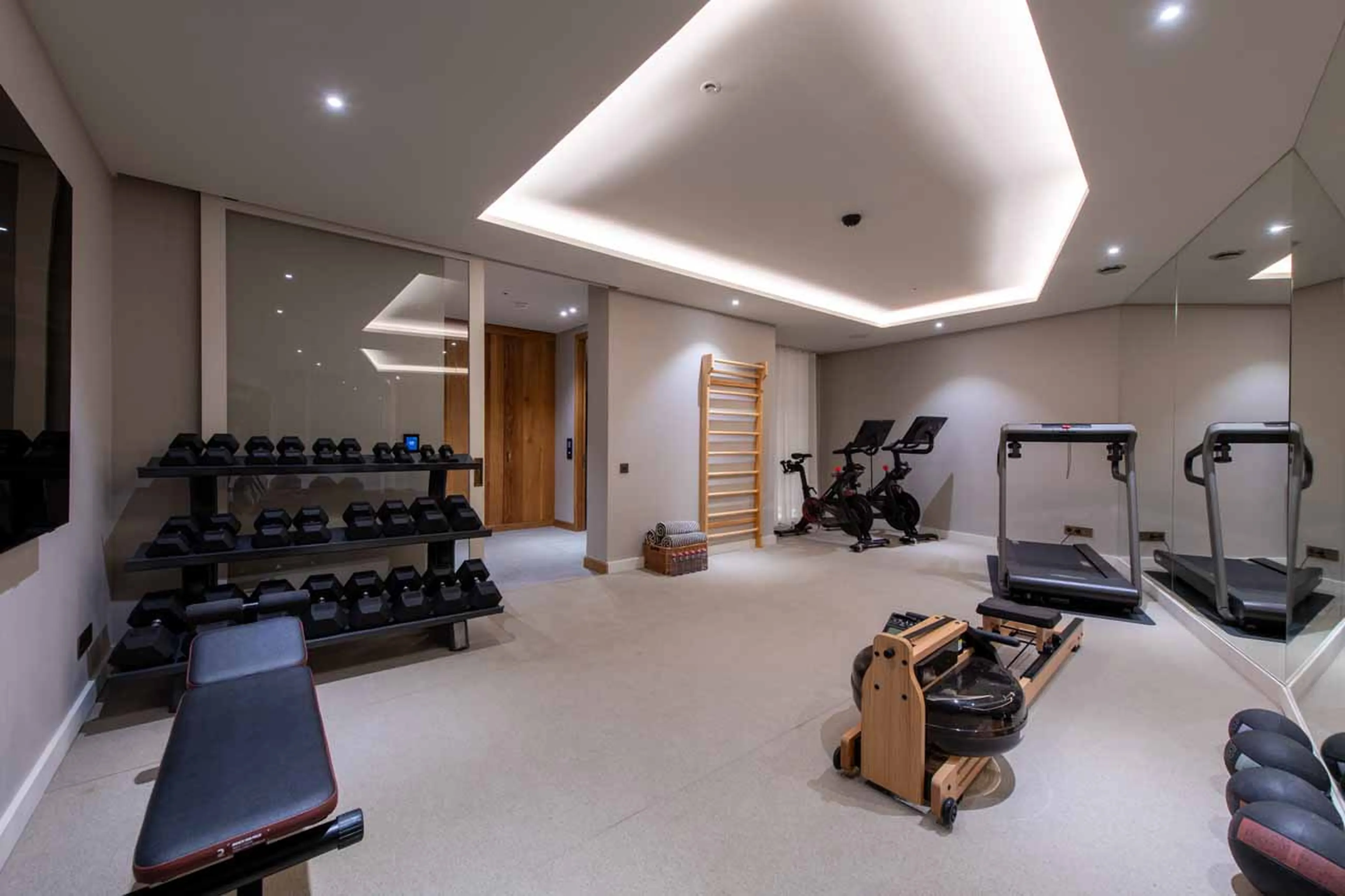 Gym at Etoile du Nord West in Val d'Isere