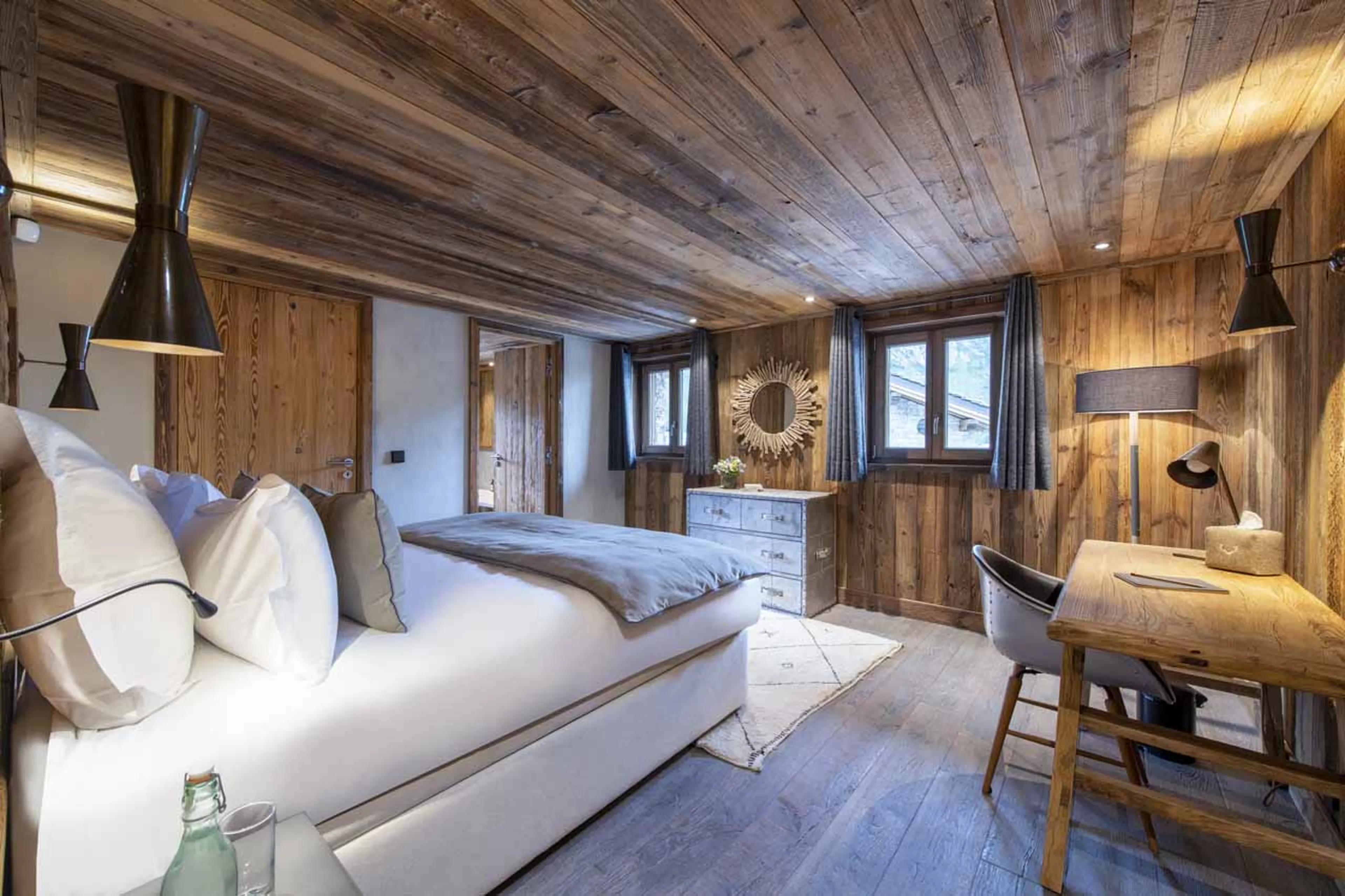 Bedroom one with dressing room at Chalet Face a Face in Val d'Isere