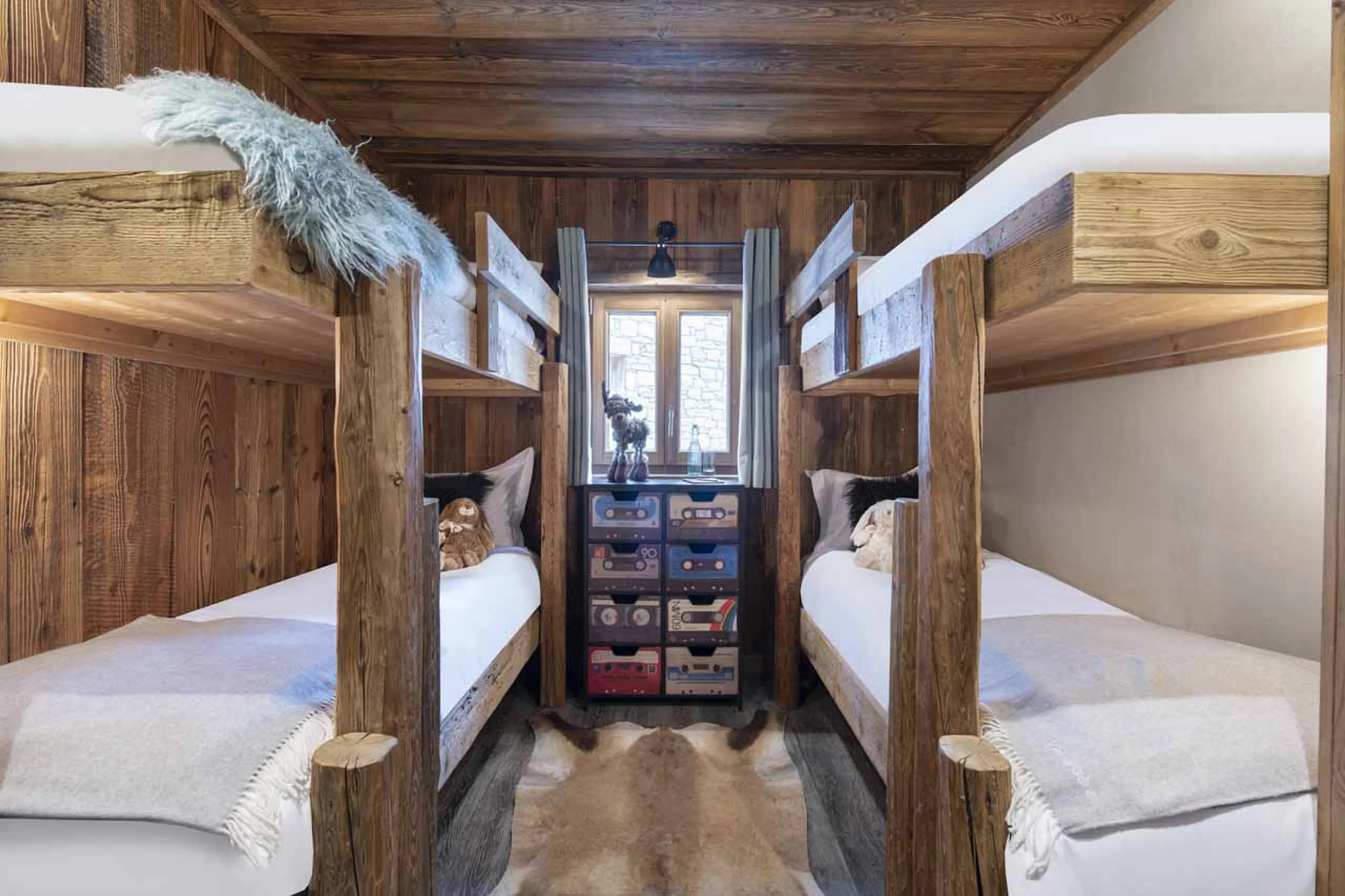 Bunk bedroom at Chalet Face a Face in Val d'Isere