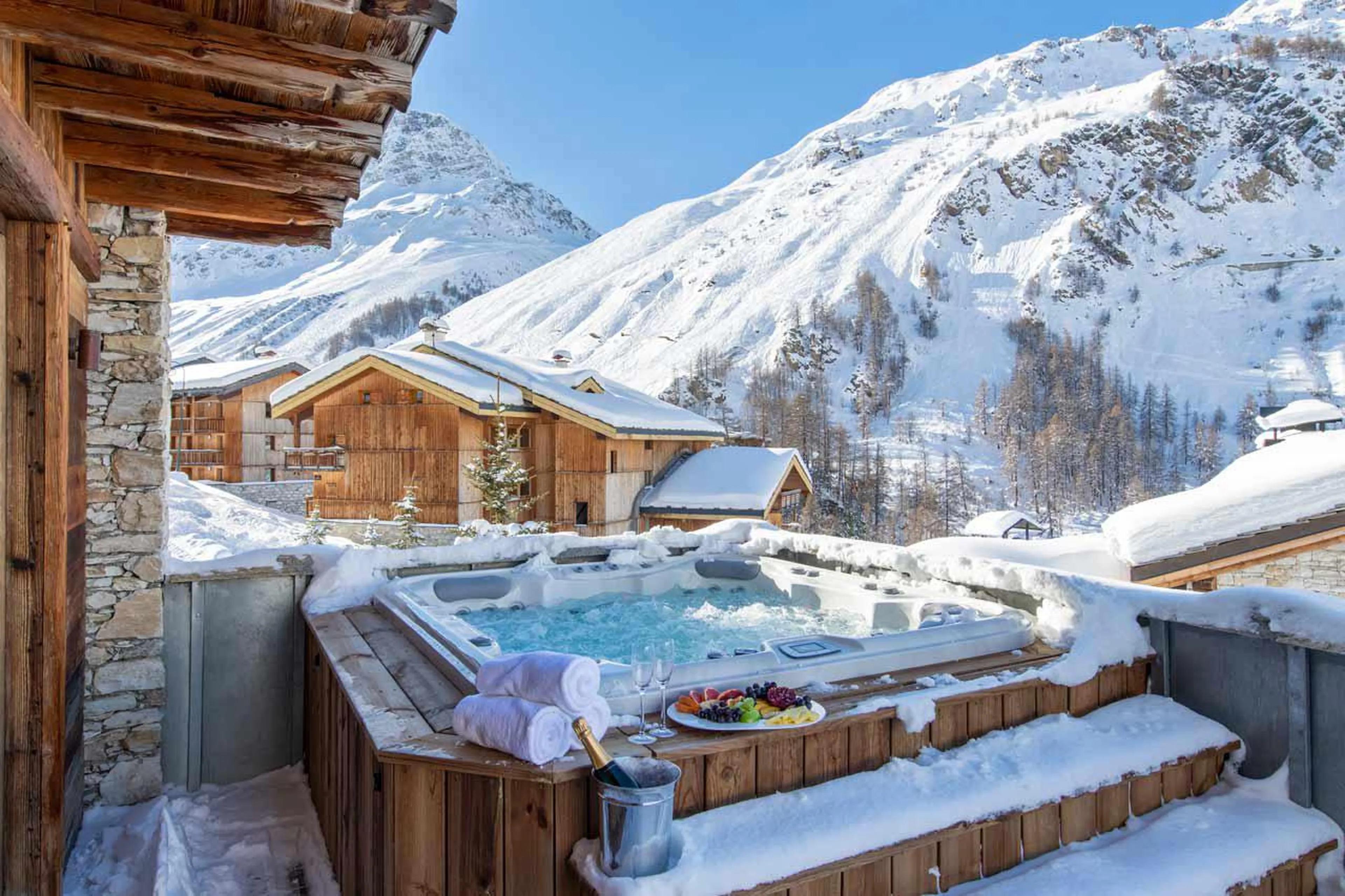 Hot tub at Chalet Face a Face in Val d'Isere