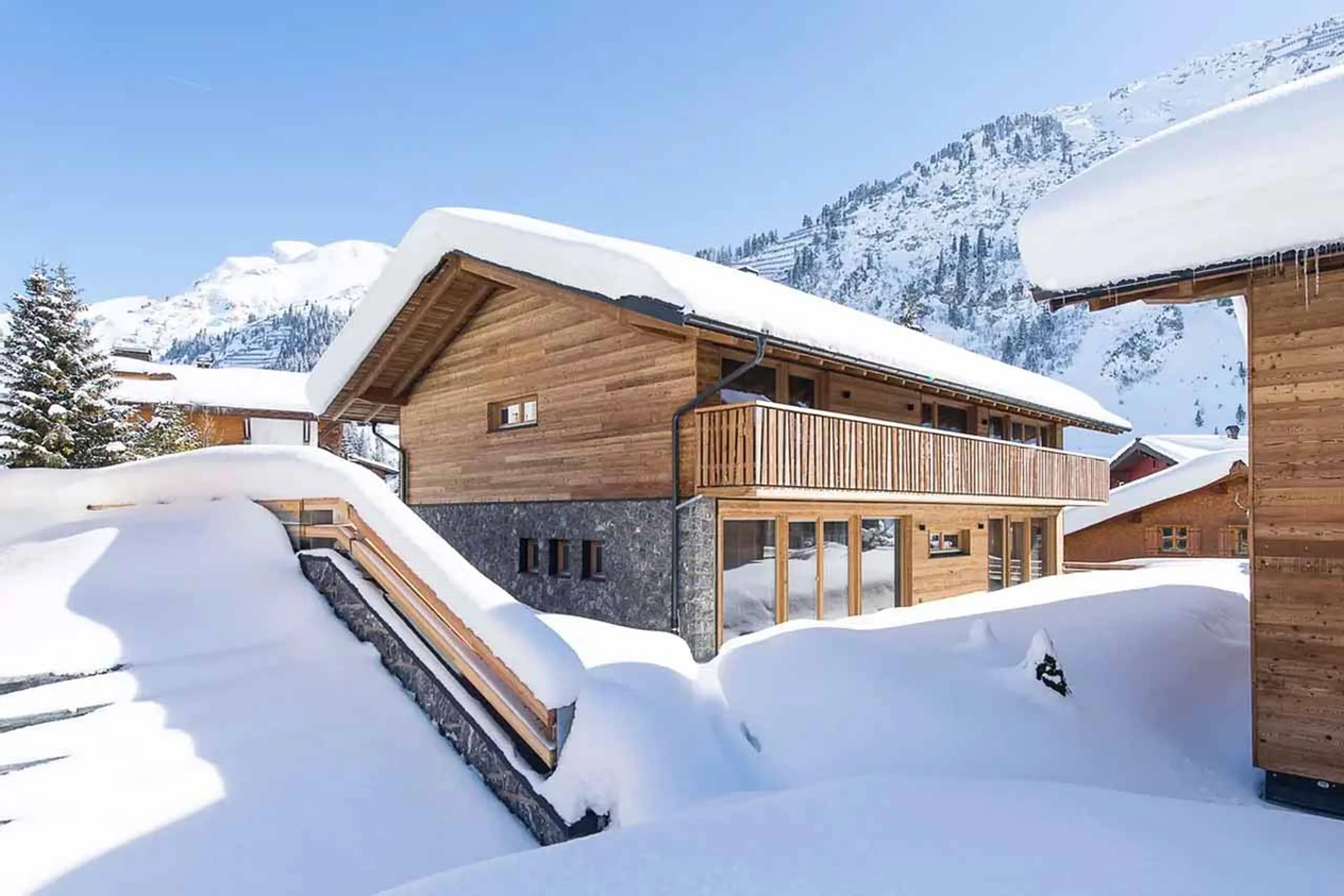Exterior of Chalet Falcon in Lech