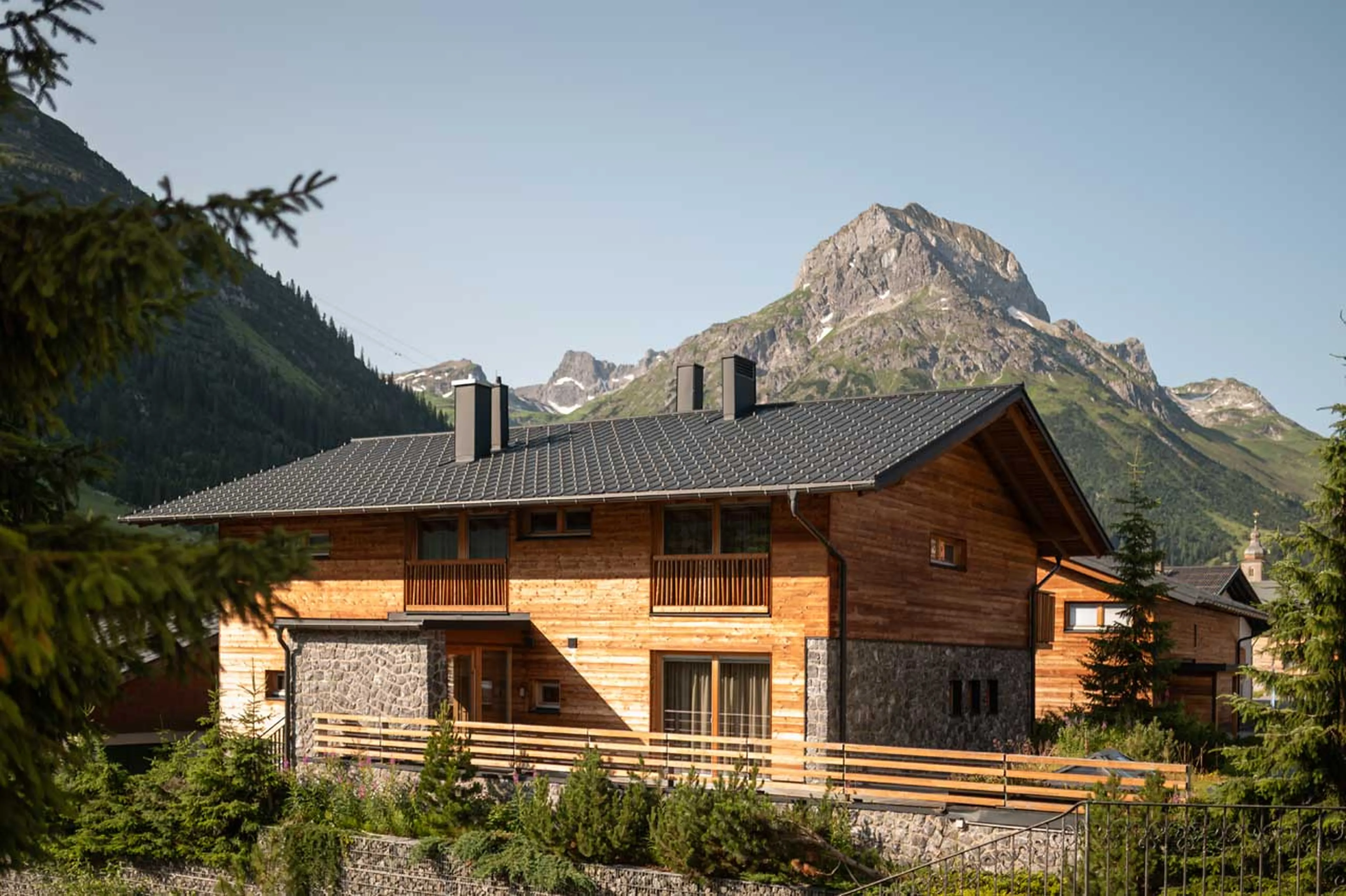 Exterior of Chalet Falcon in Lech in summer