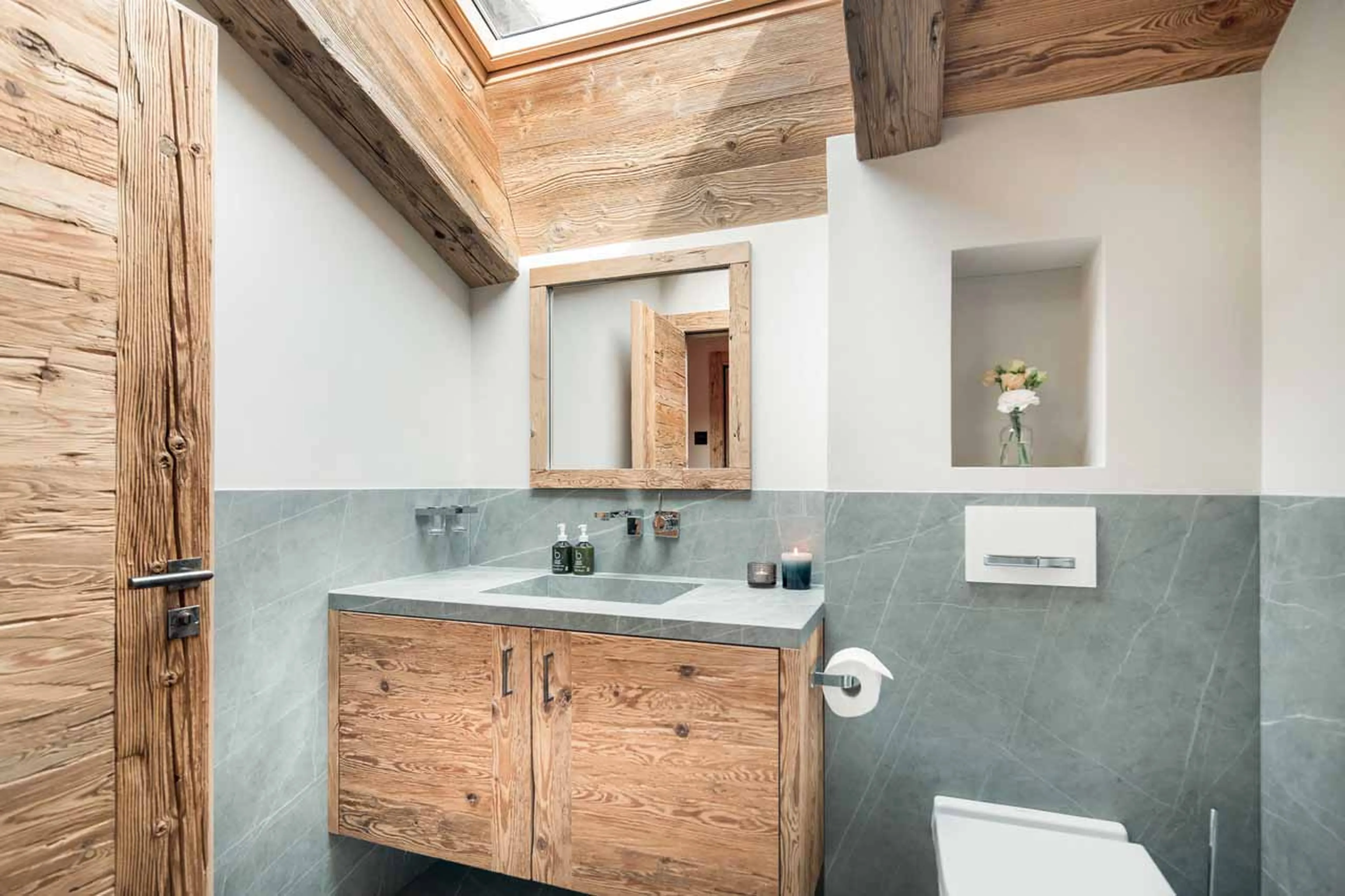 Shower room at Chalet Feuillu in Verbier