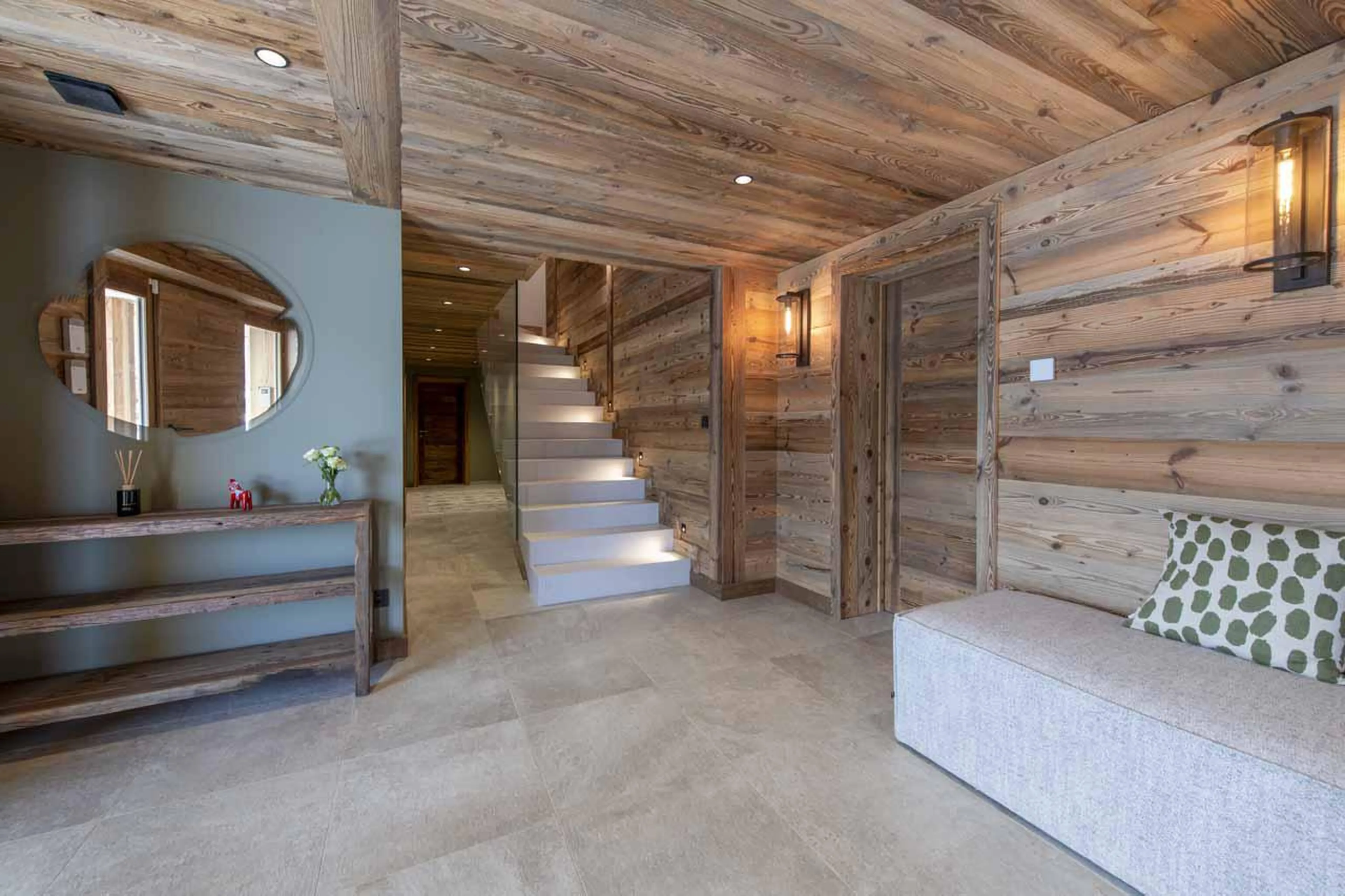 Entrance hall in Chalet Fika, Les Gets