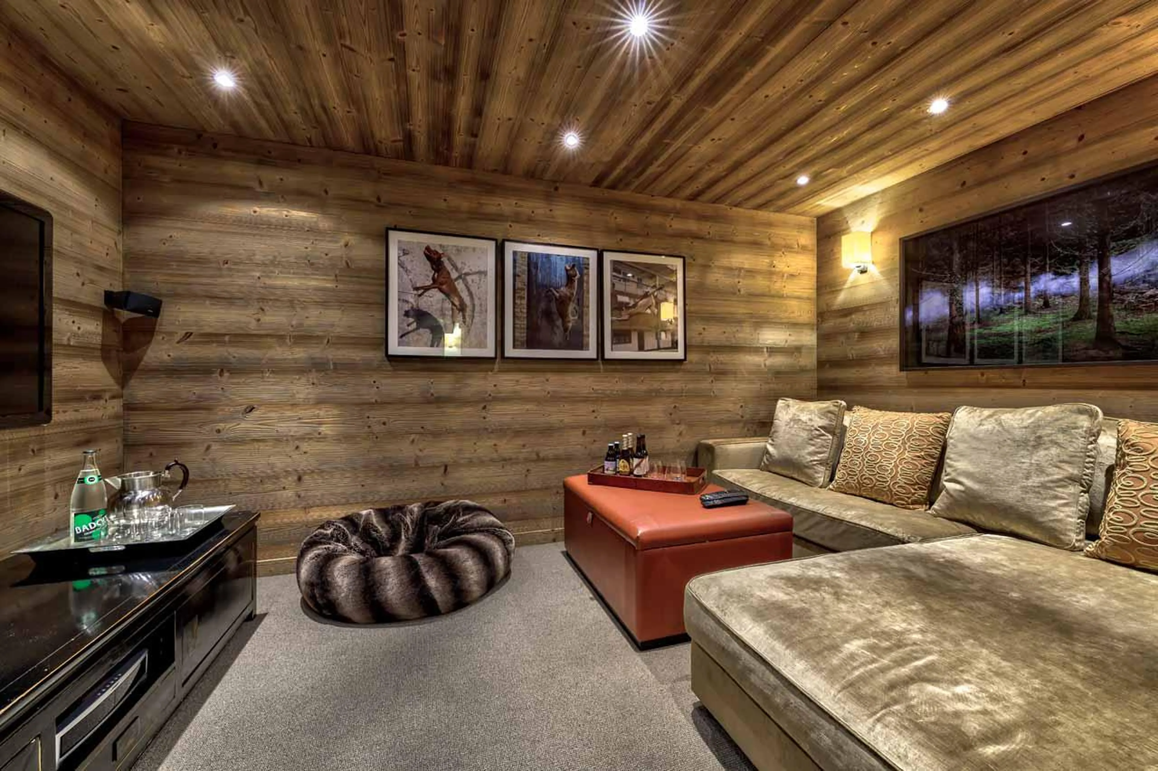 Cinema room at Chalet Floralie in St Martin de Belleville