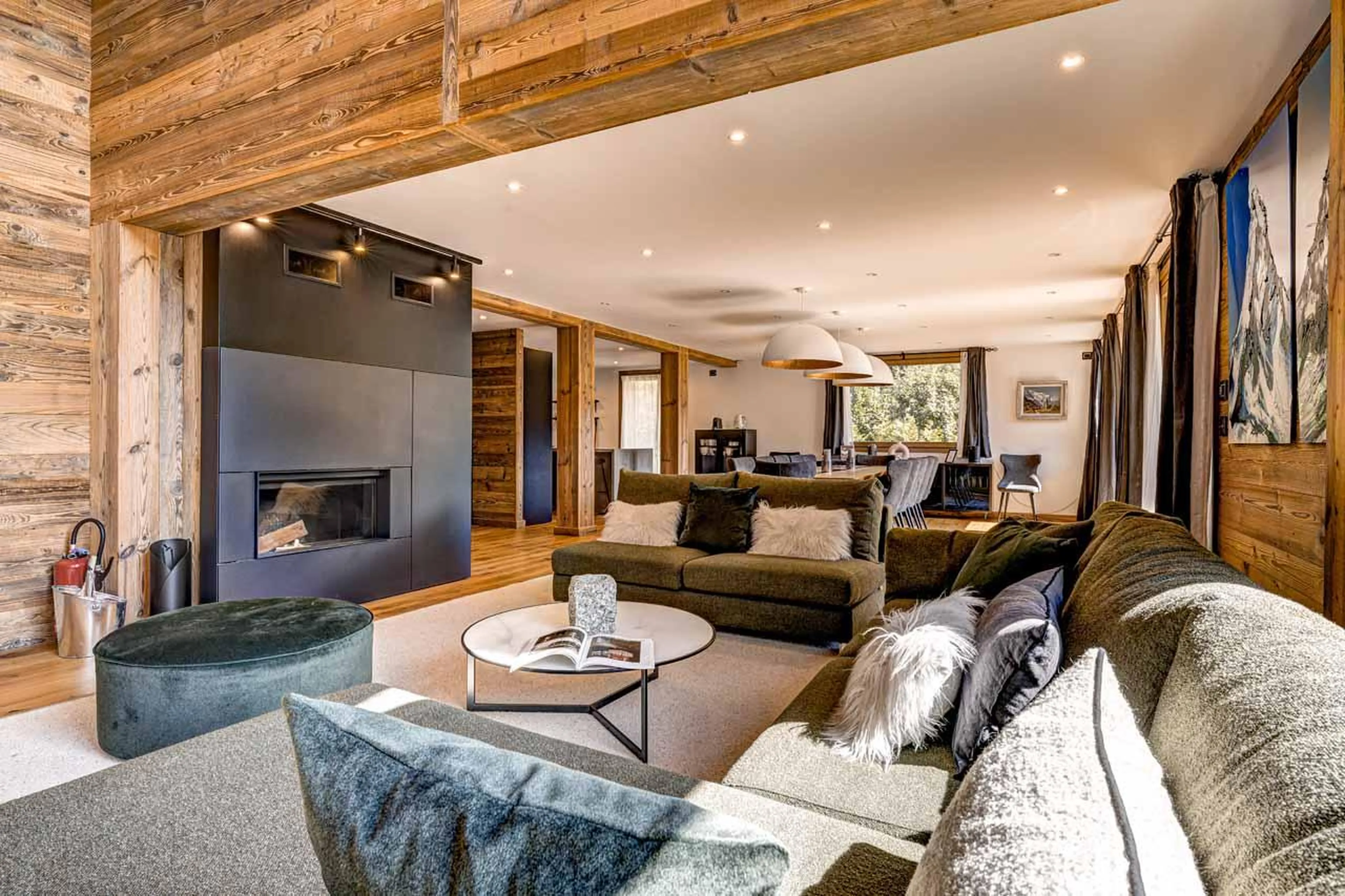 Relaxing lounge at Chalet Freya in Chamonix