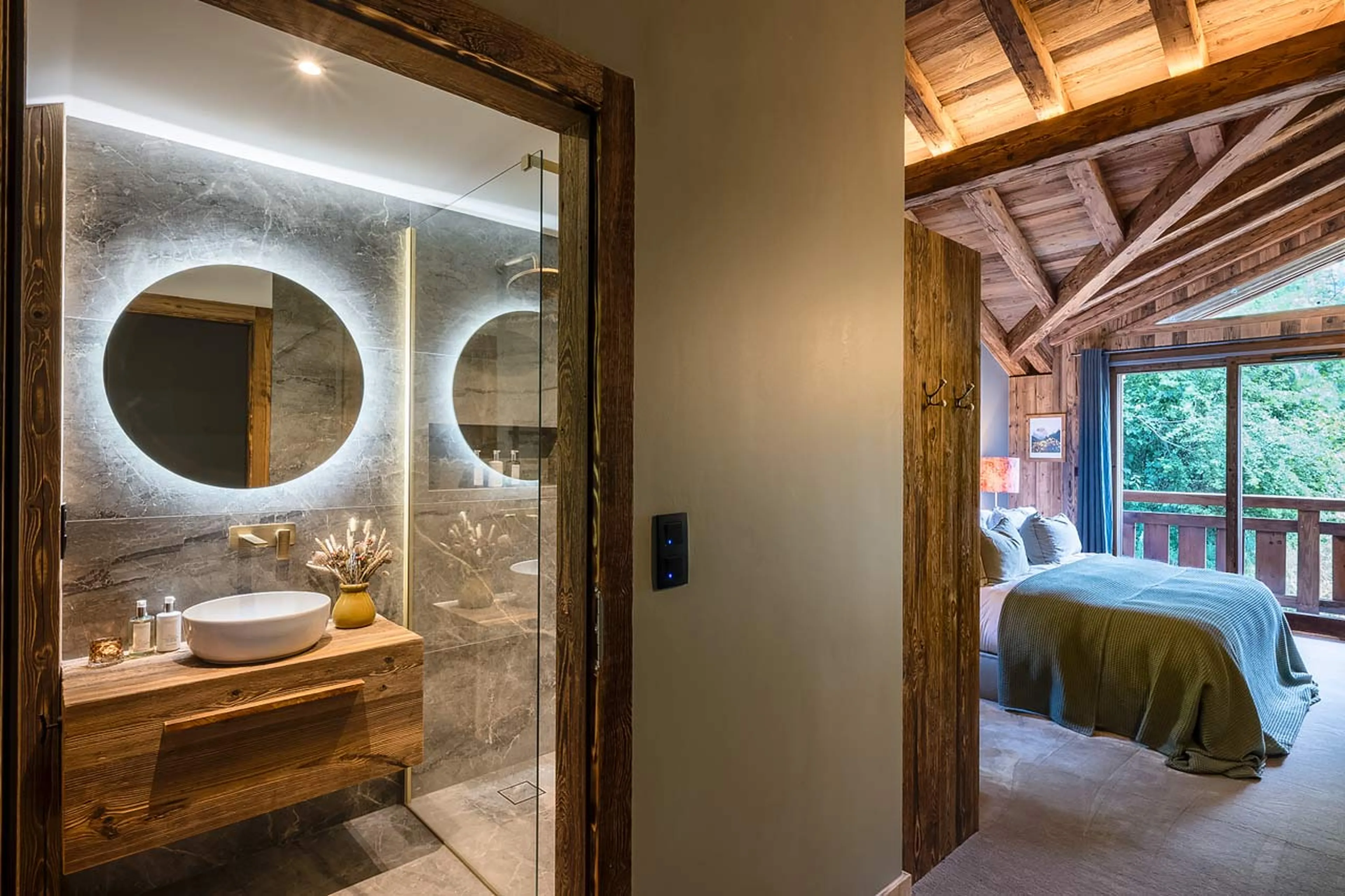 Bedroom 4 bathroom at Chalet Genevieve in Morzine