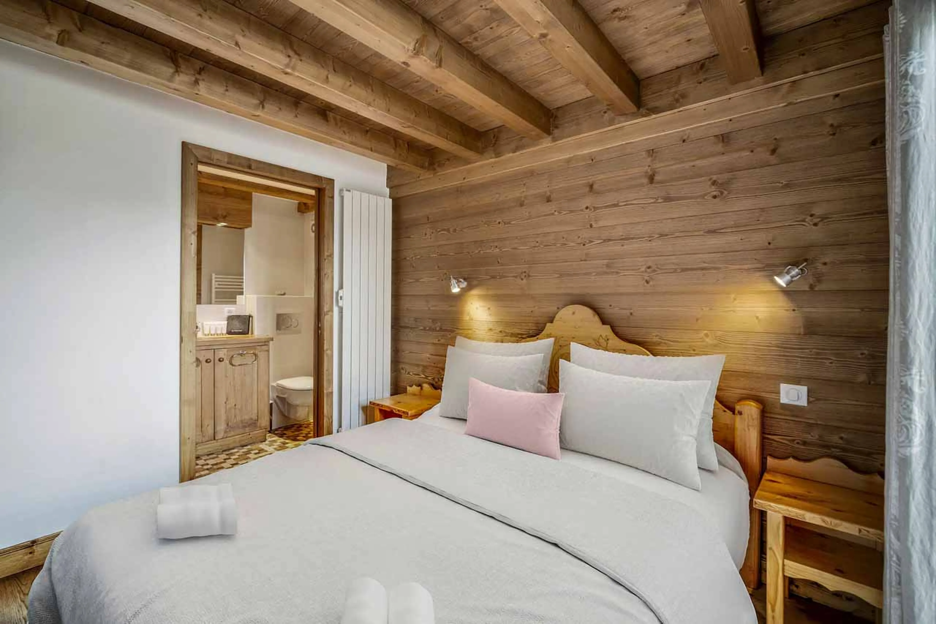 Bedroom 2 at Grace Dieu in Courchevel 1850