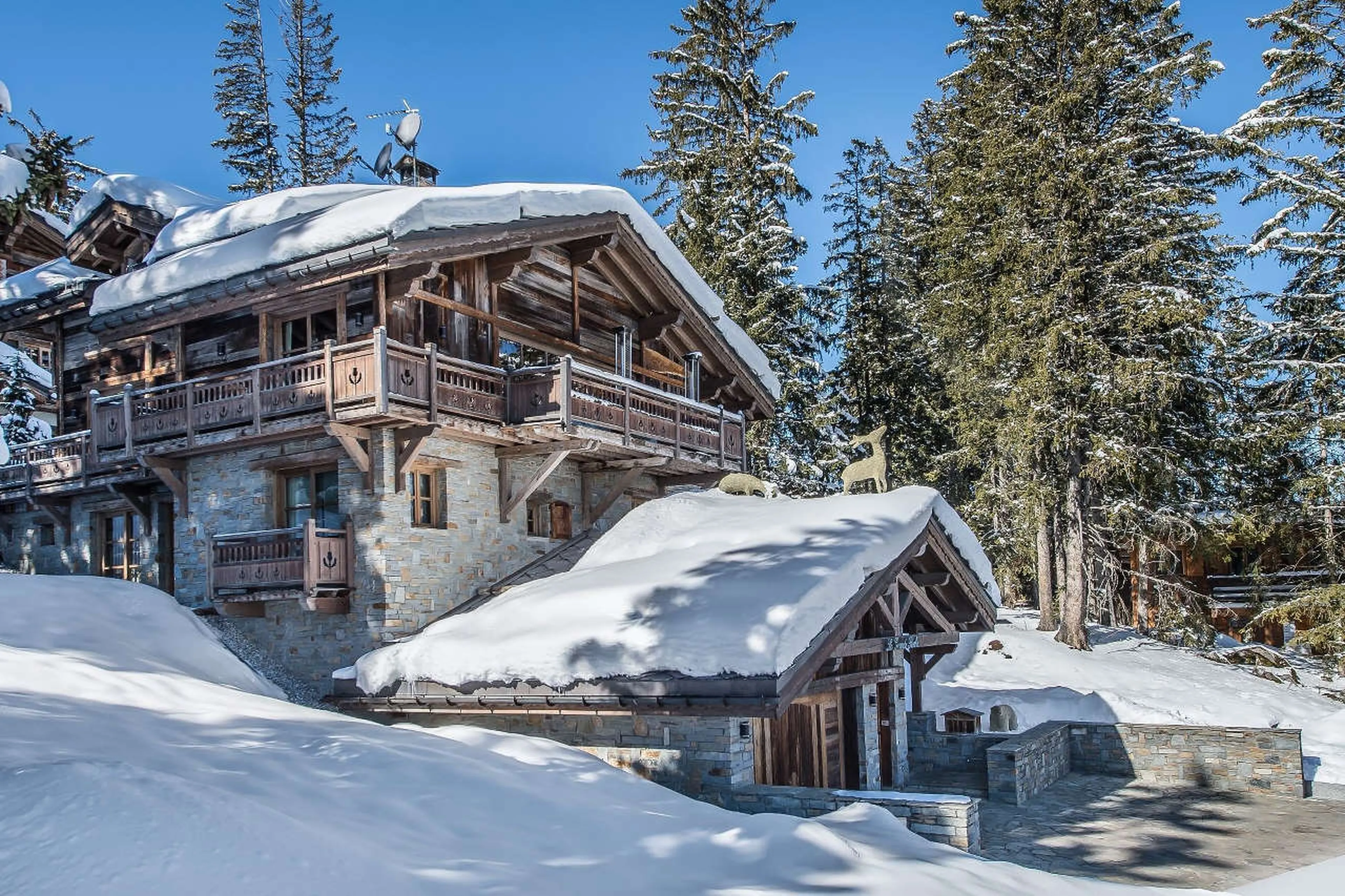 Exterior view of Chalet La Grande Roche, the gem of Courchevel 1850