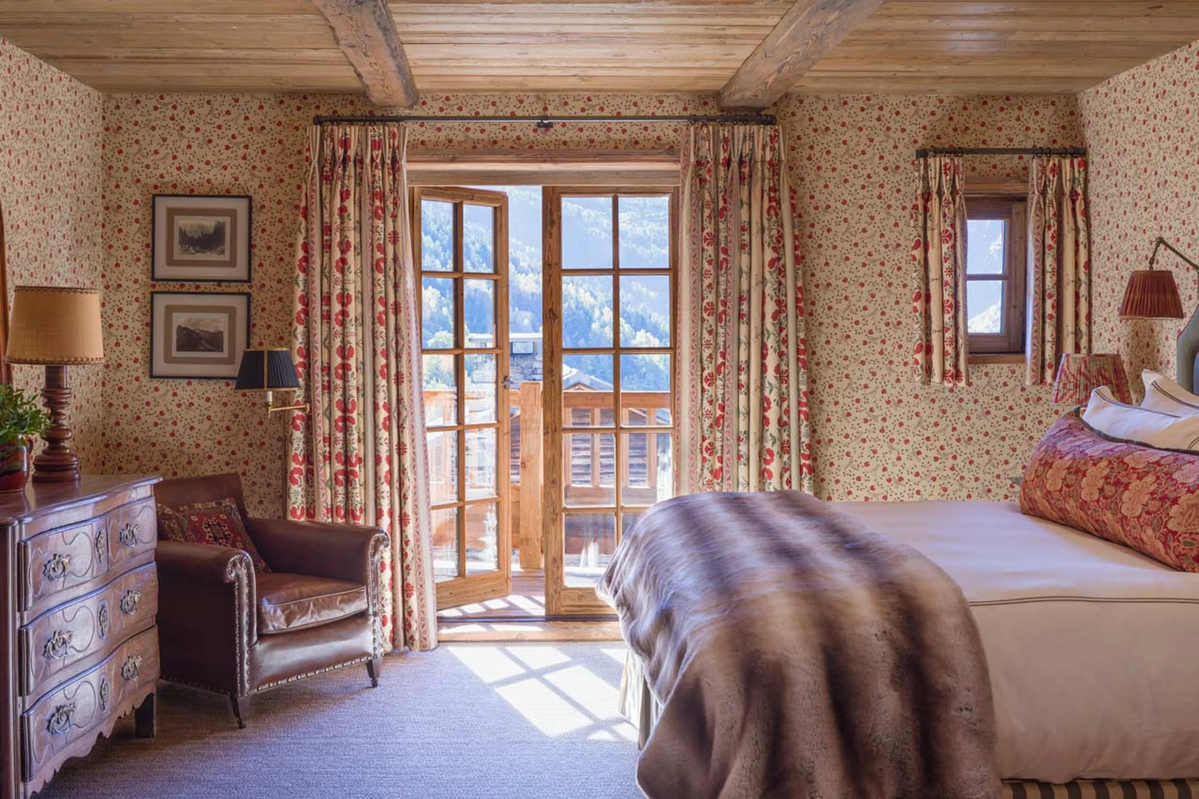 Bedroom three at Chalet Hibou in Le Miroir