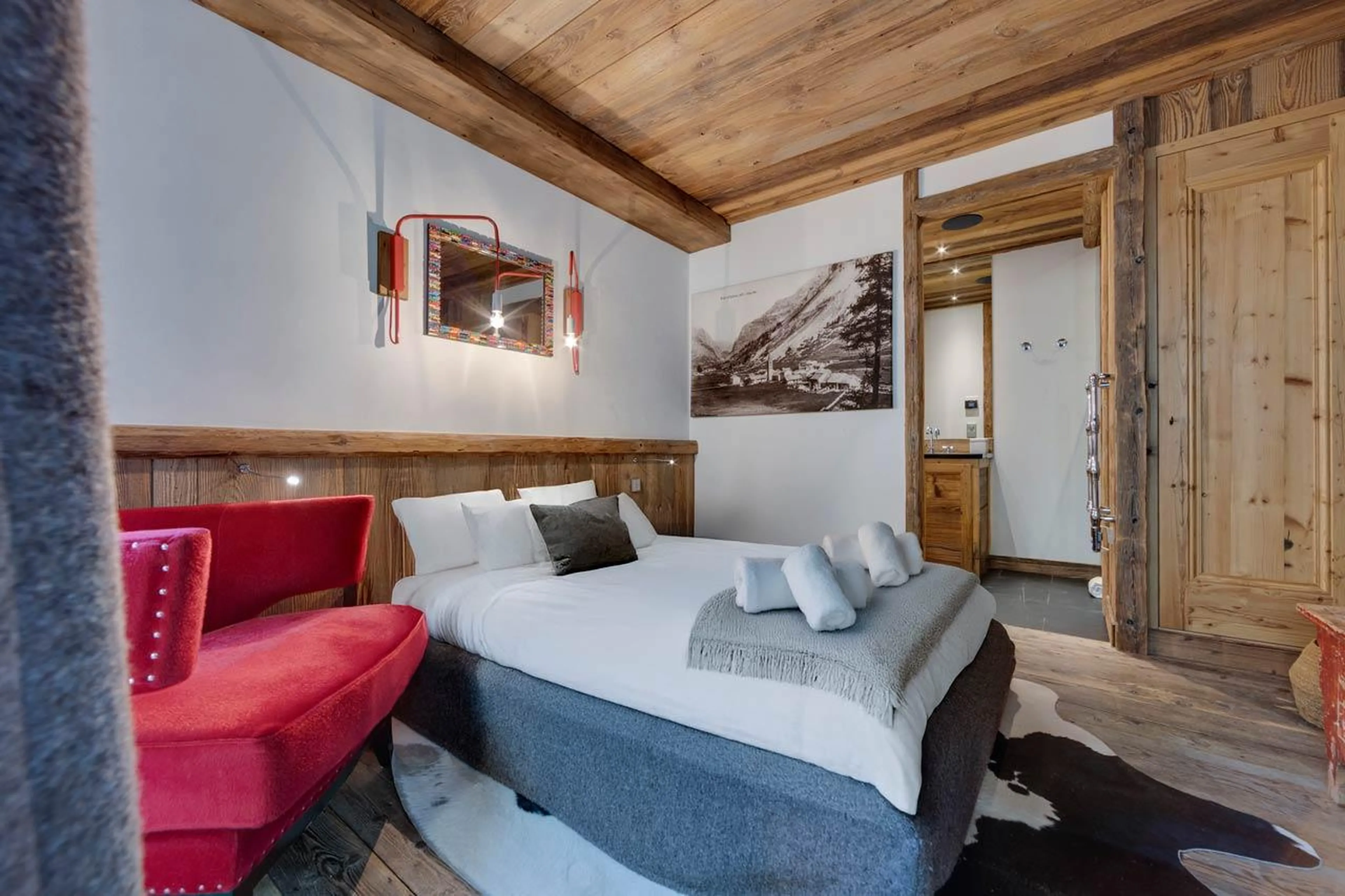 Bedroom three at Chalet Husky in Val d'Isere