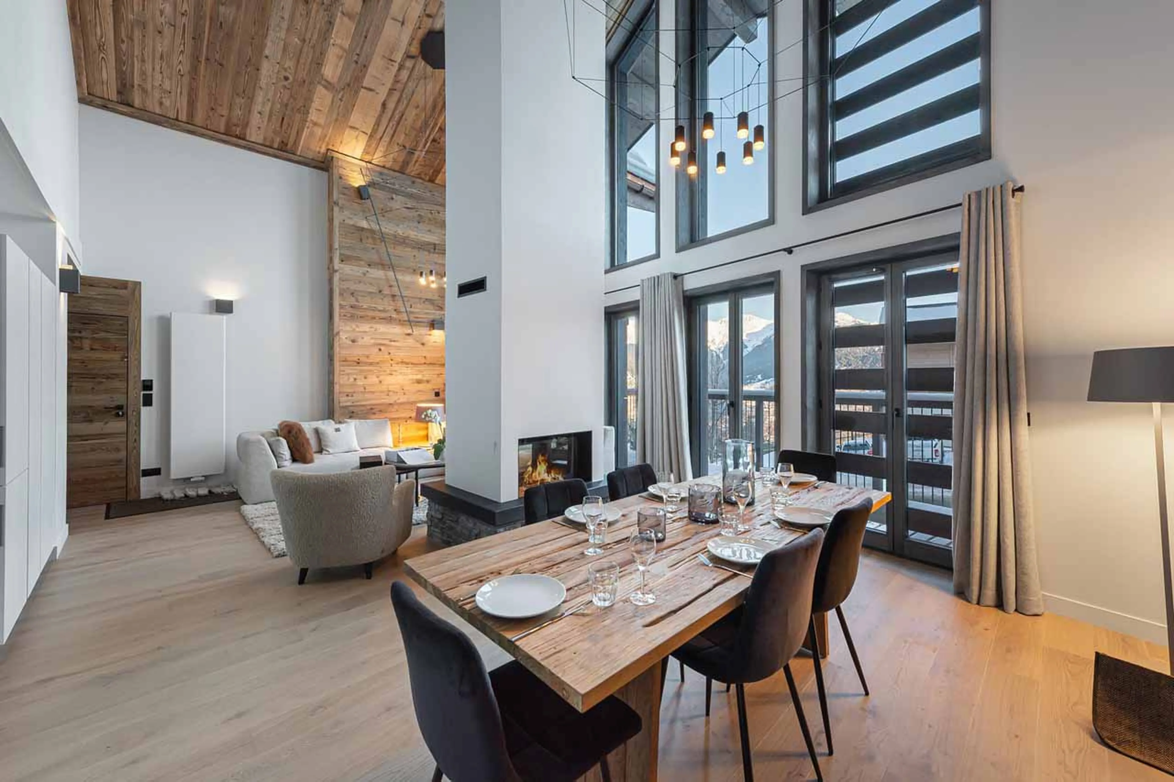 Dining area at Chalet Illi in Courchevel 1550