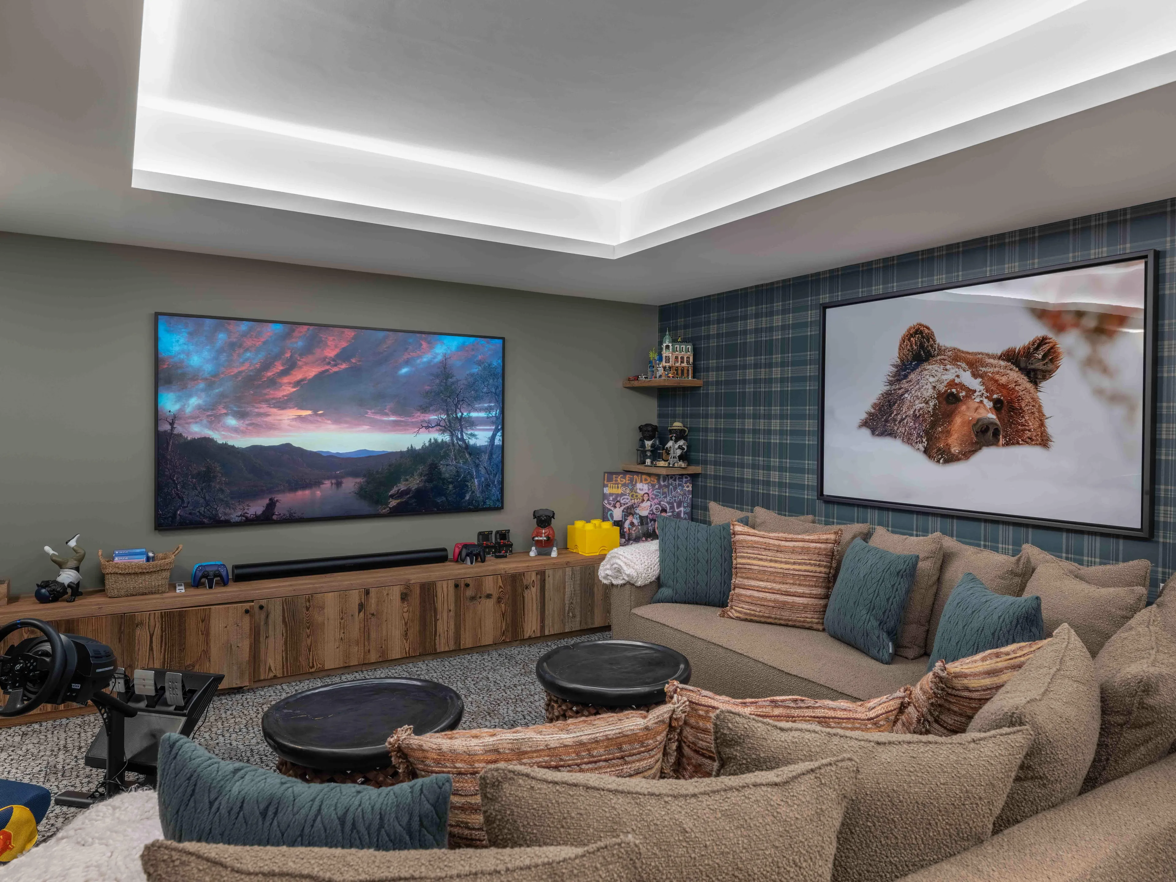 Games room TV at Chalet Ima in Courchevel 1850