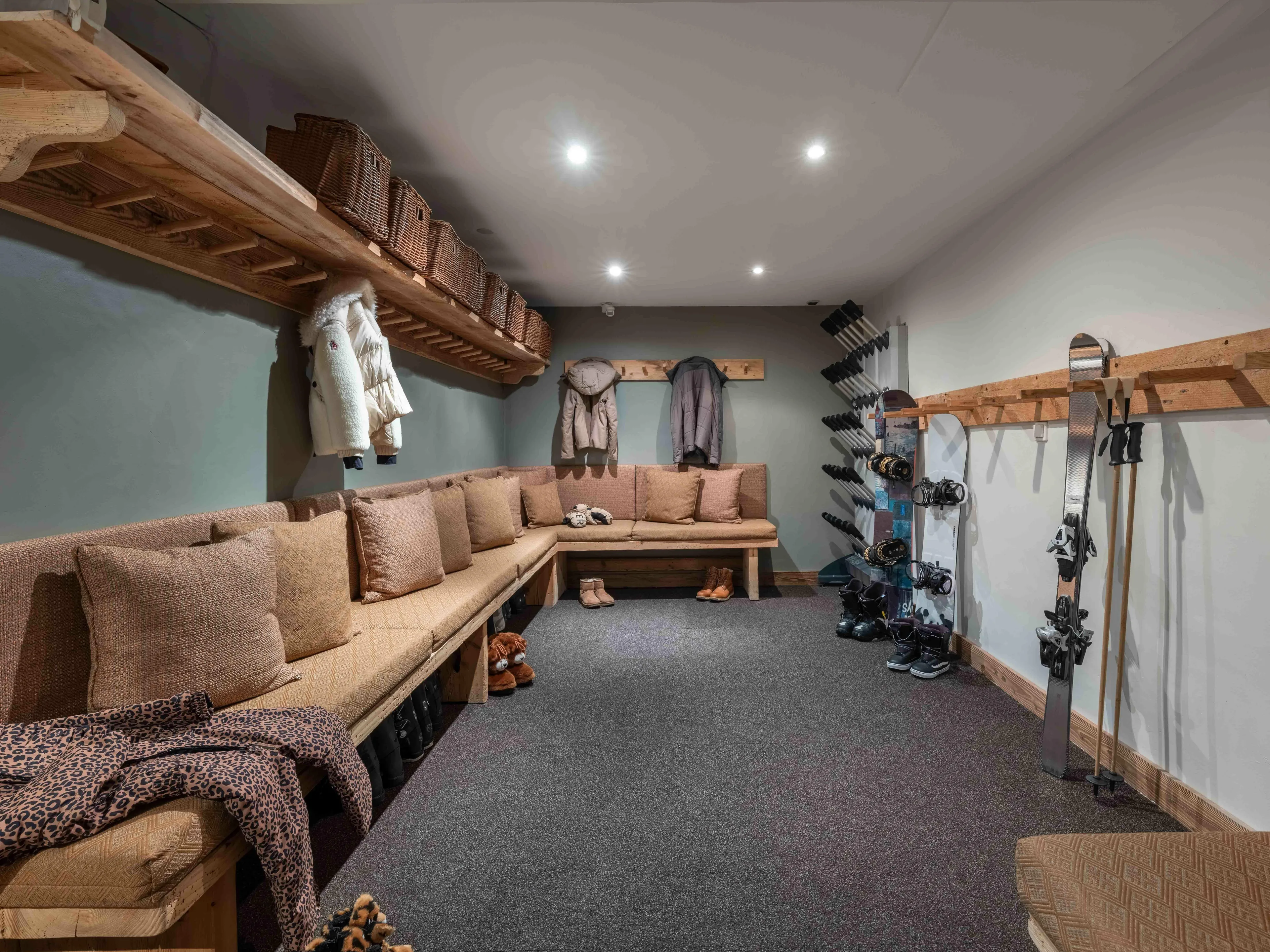 Ski room at Chalet Ima in Courchevel 1850