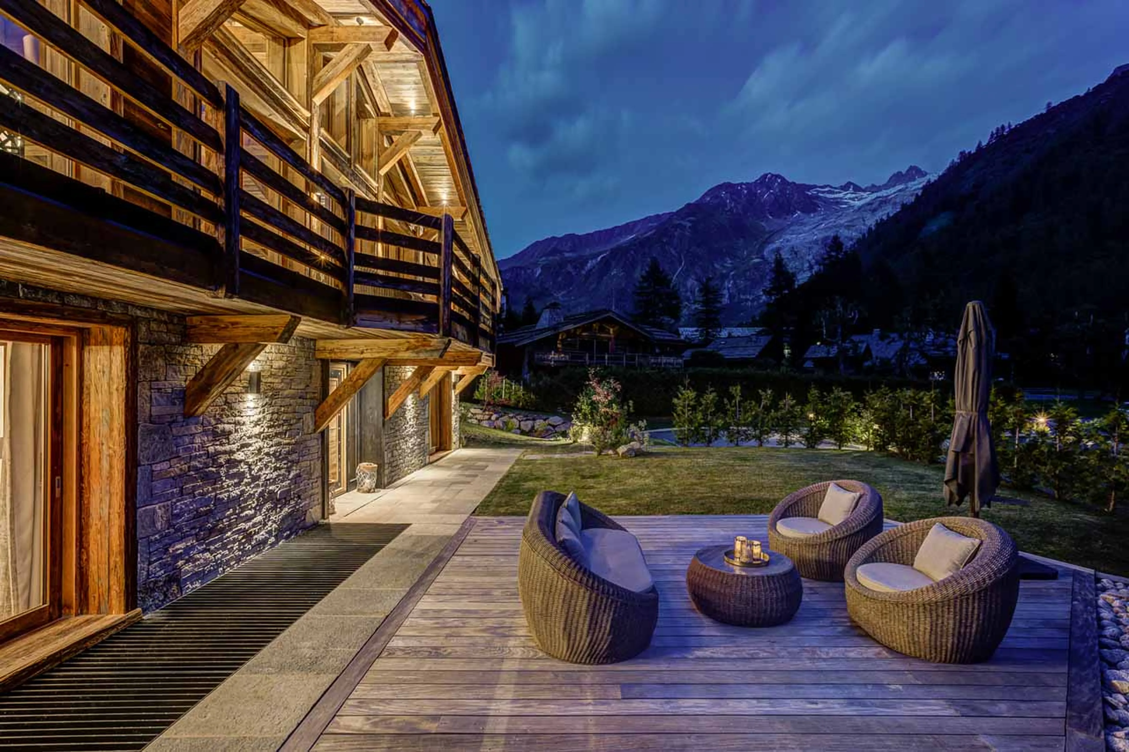 Chalet Infinity in Chamonix terrace at night