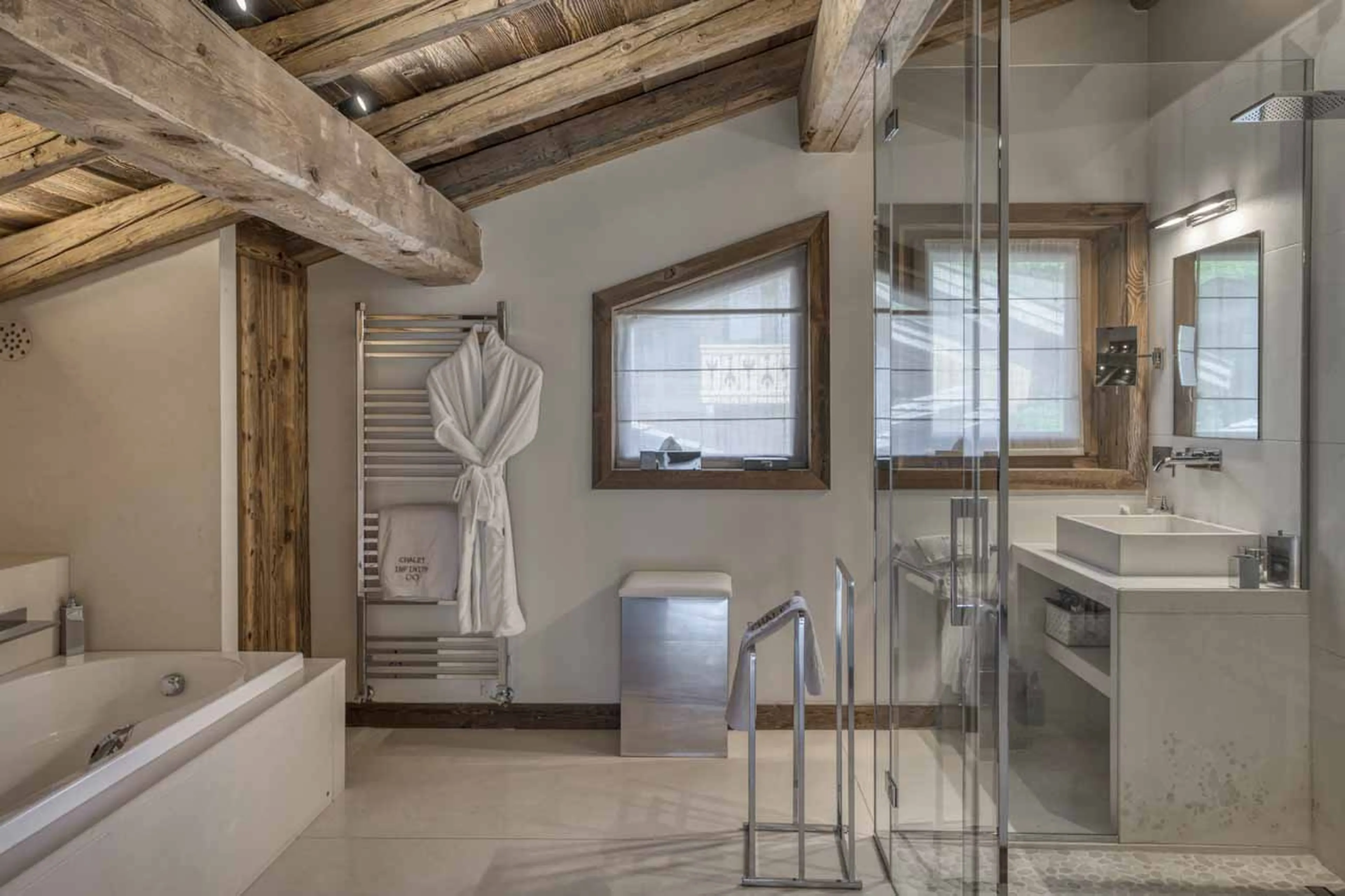 Bedroom 4 en-suite at Chalet Infinity in Megeve