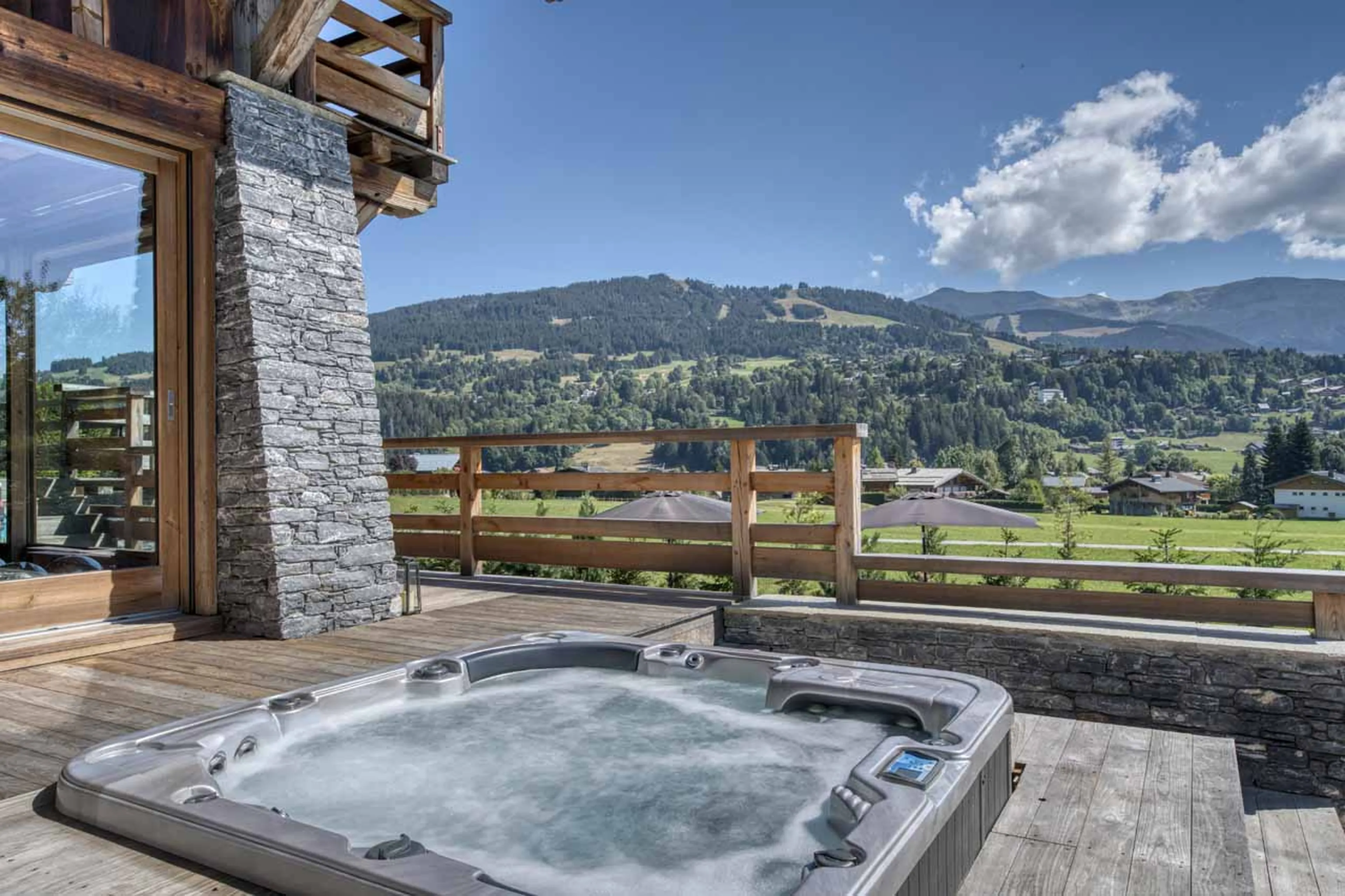 Hot tub at Chalet Infinity in Megeve