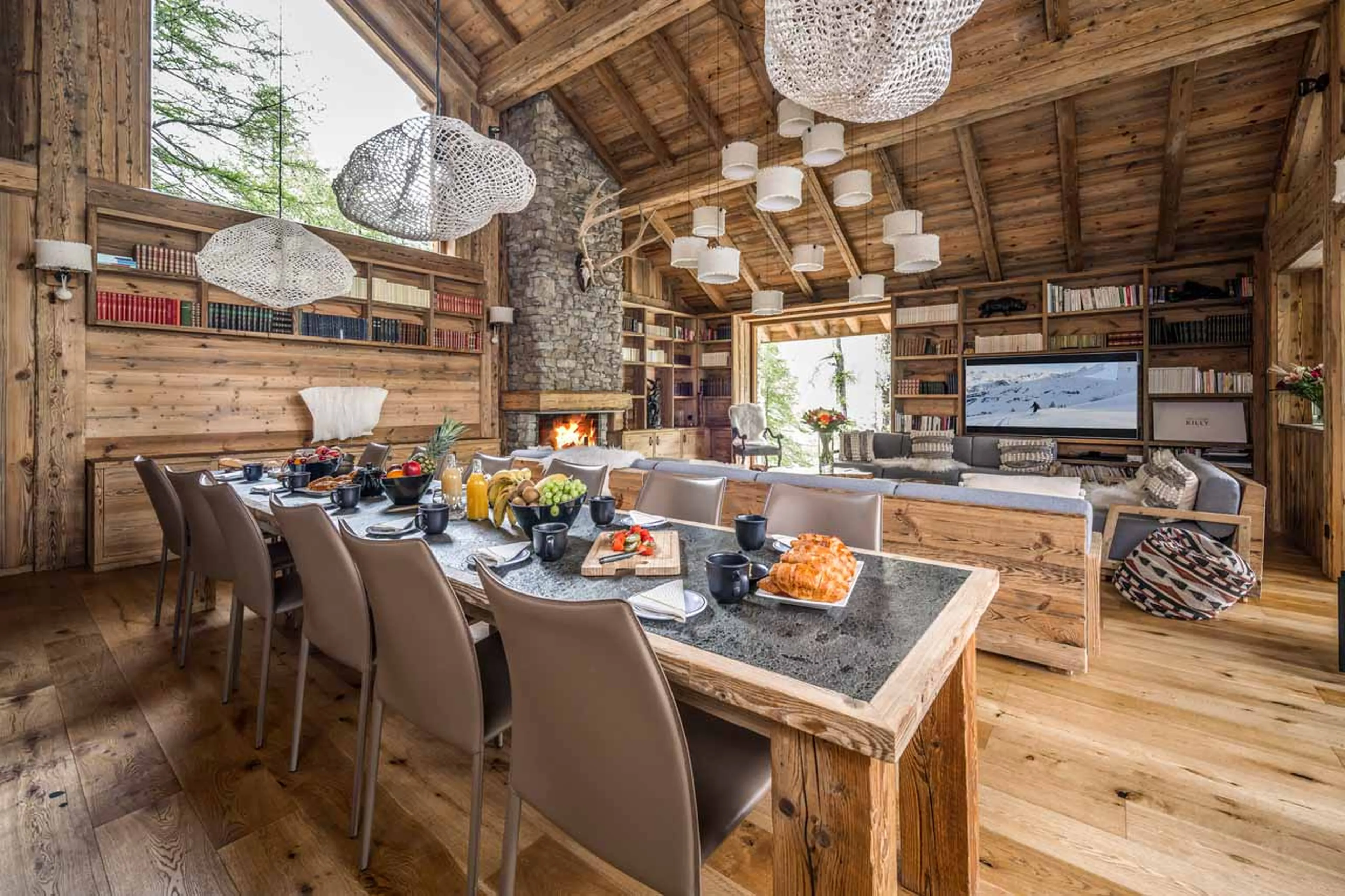 Dining table at Chalet Inoko in Val d'Isere