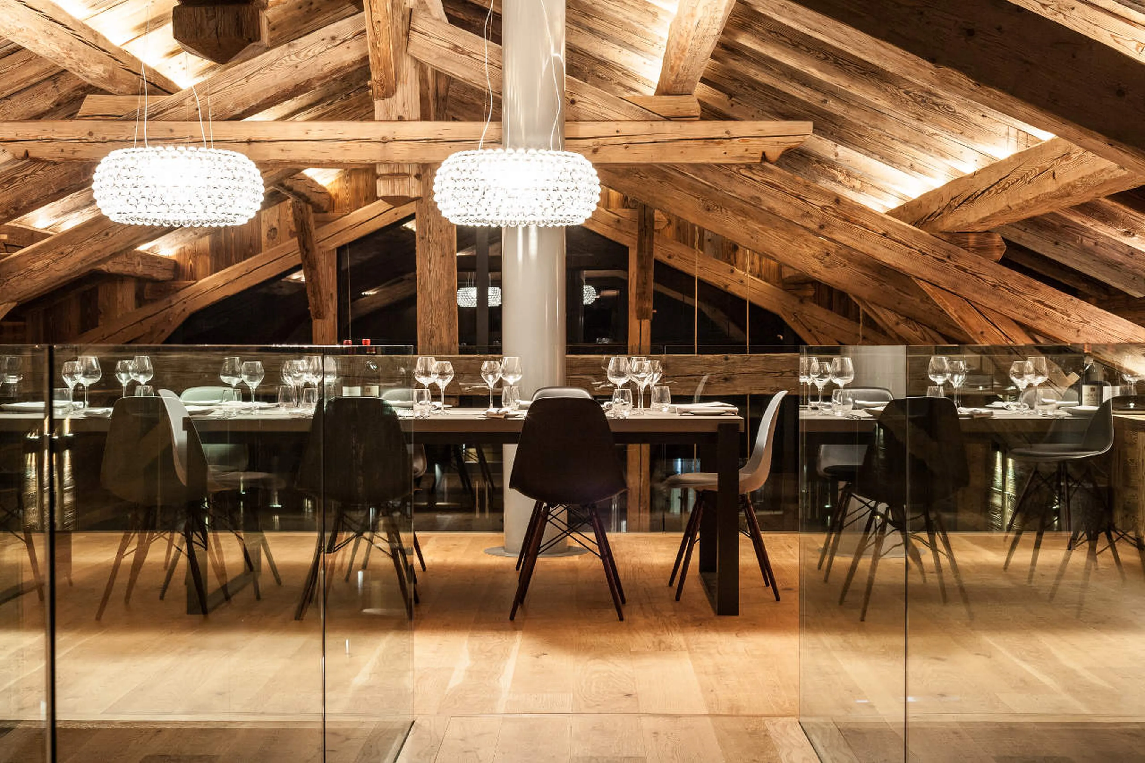 Dining level at Chalet Joux Plane in Morzine