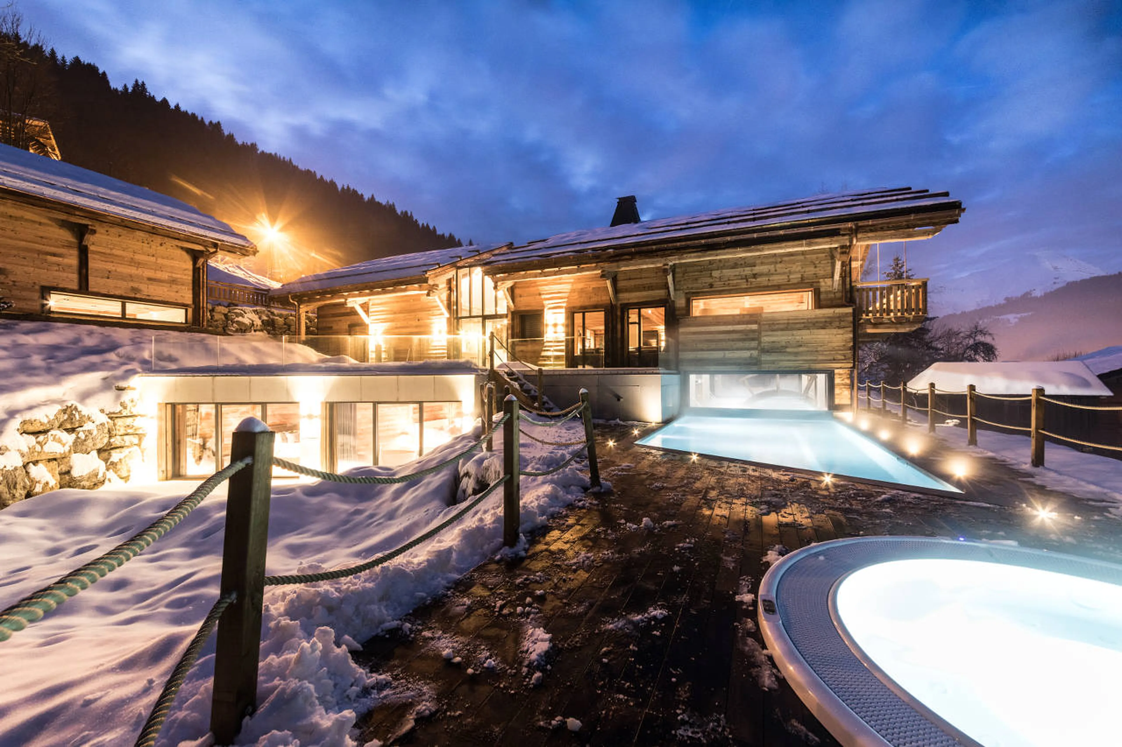 Chalet Joux Plane outdoor swimming pool