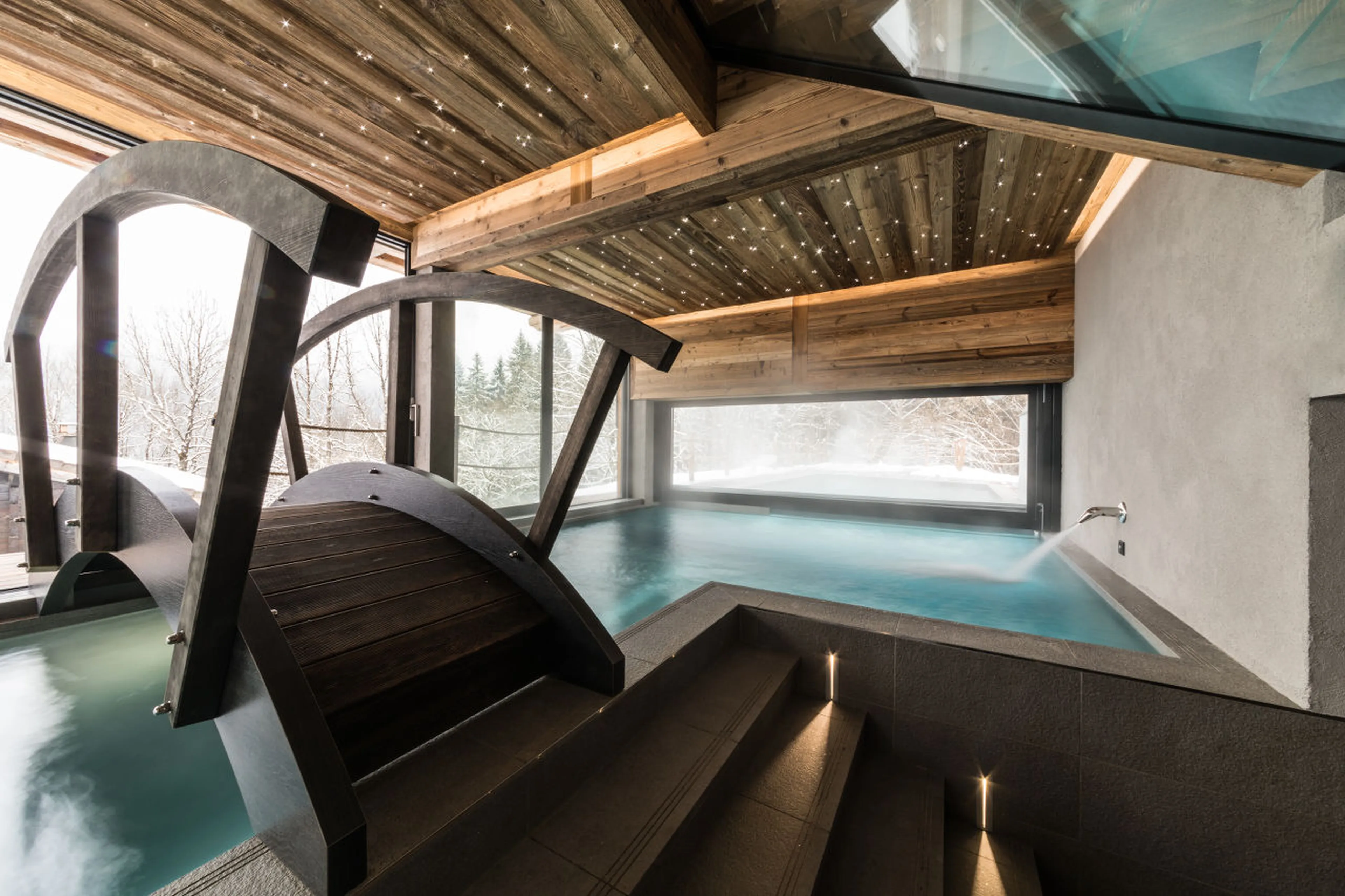 Indoor-outdoor pool at Chalet Joux Plane in Morzine