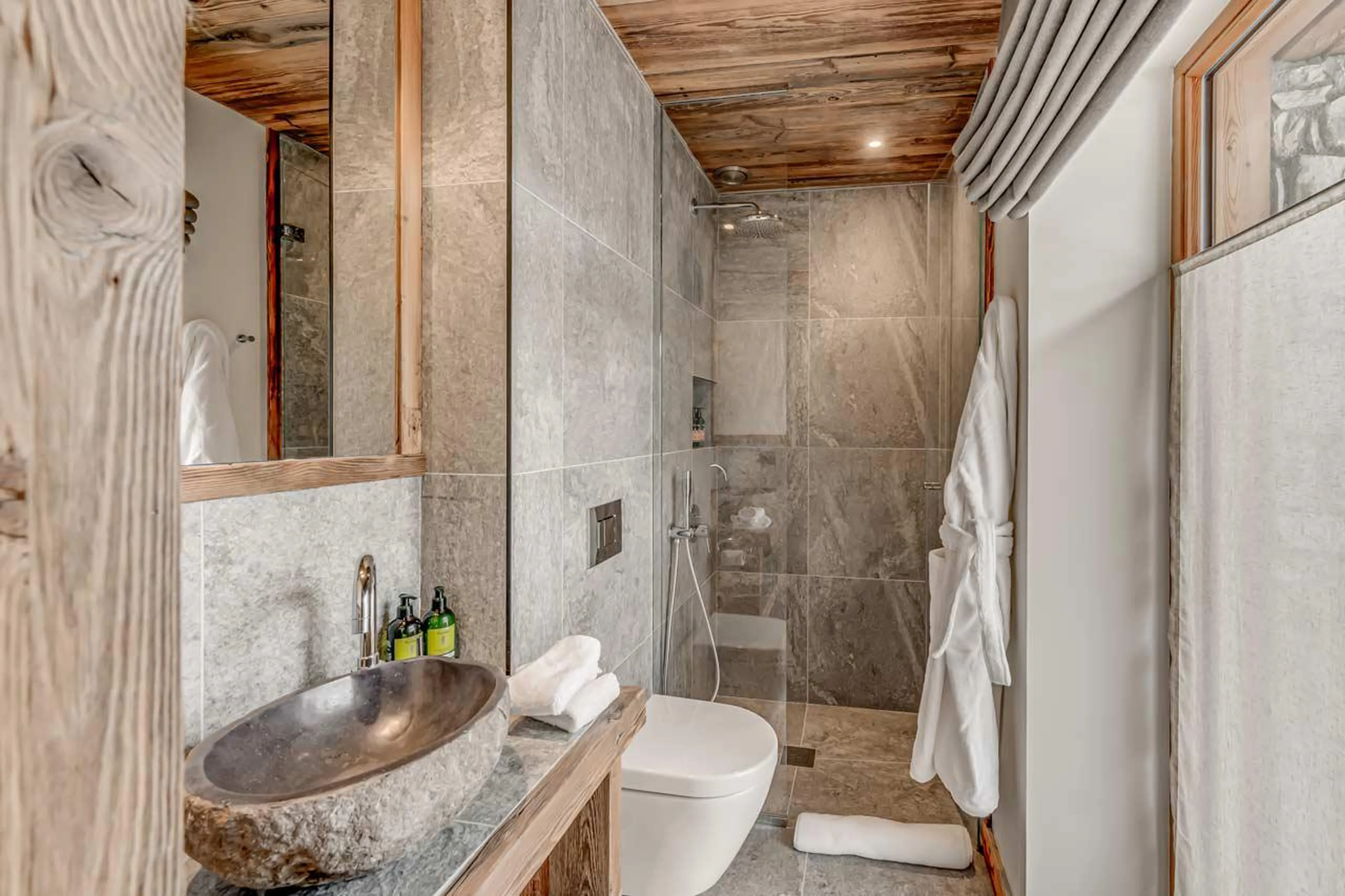 Shower room five Bedroom three at Chalet Juno in Val d'Isere