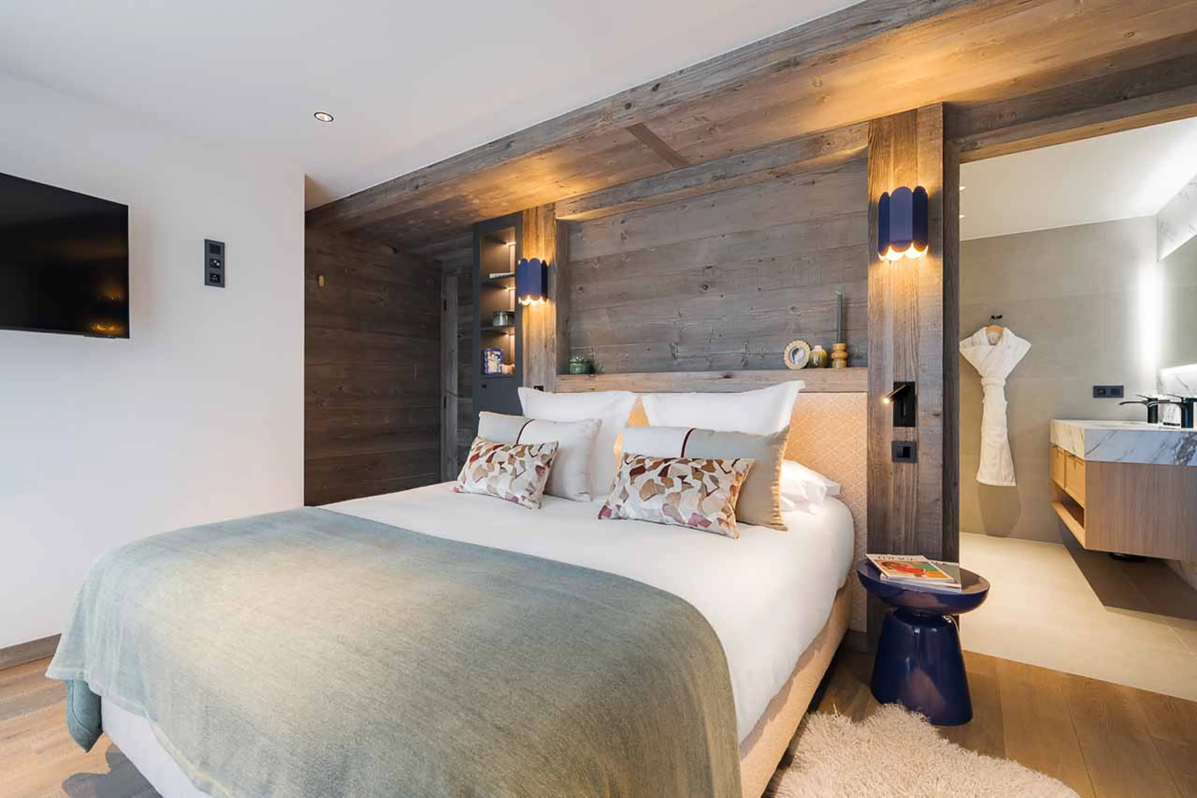 Bedroom 5 at Chalet k in Meribel