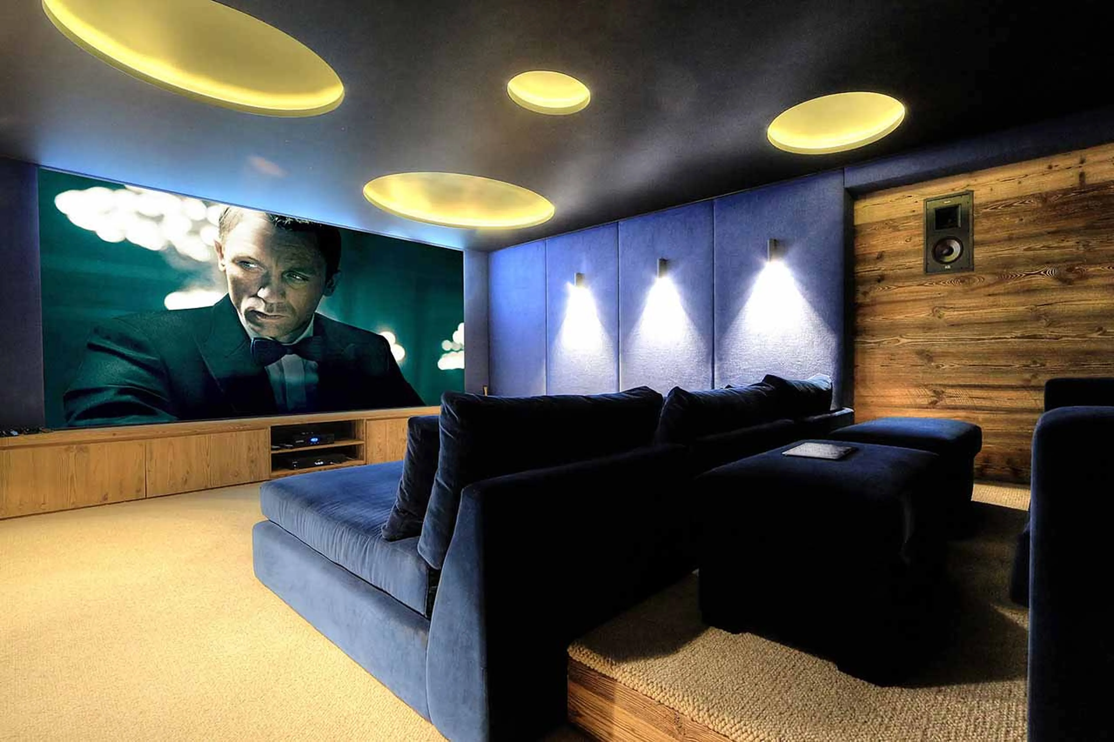 Cinema room at Chalet Kantaa in Megeve