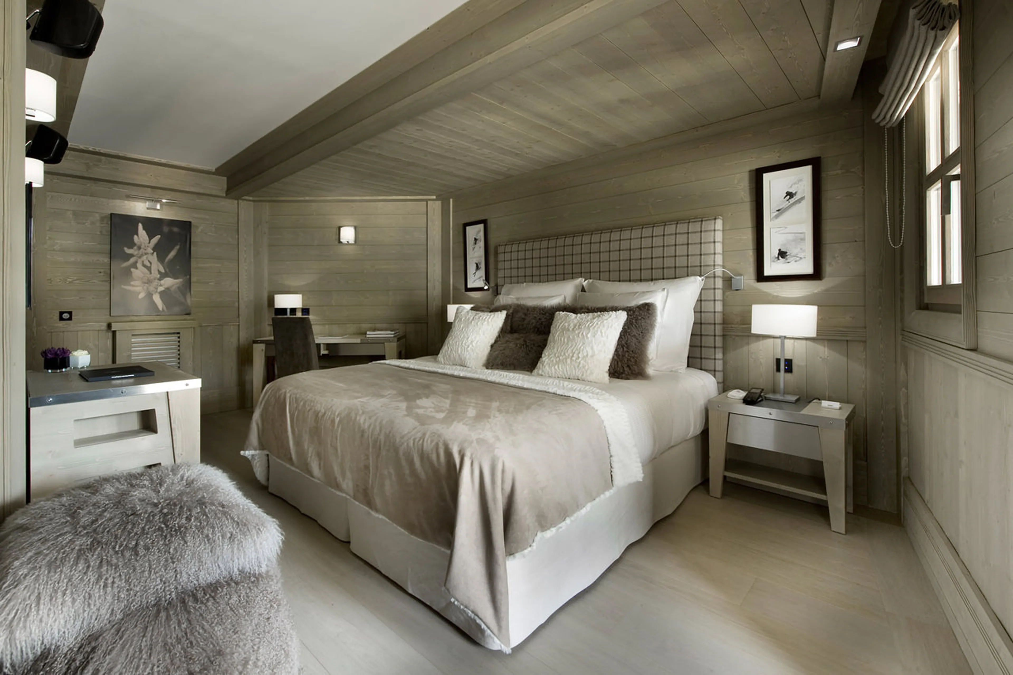 Bedroom two at Chalet Karakoram in Courchevel 1850