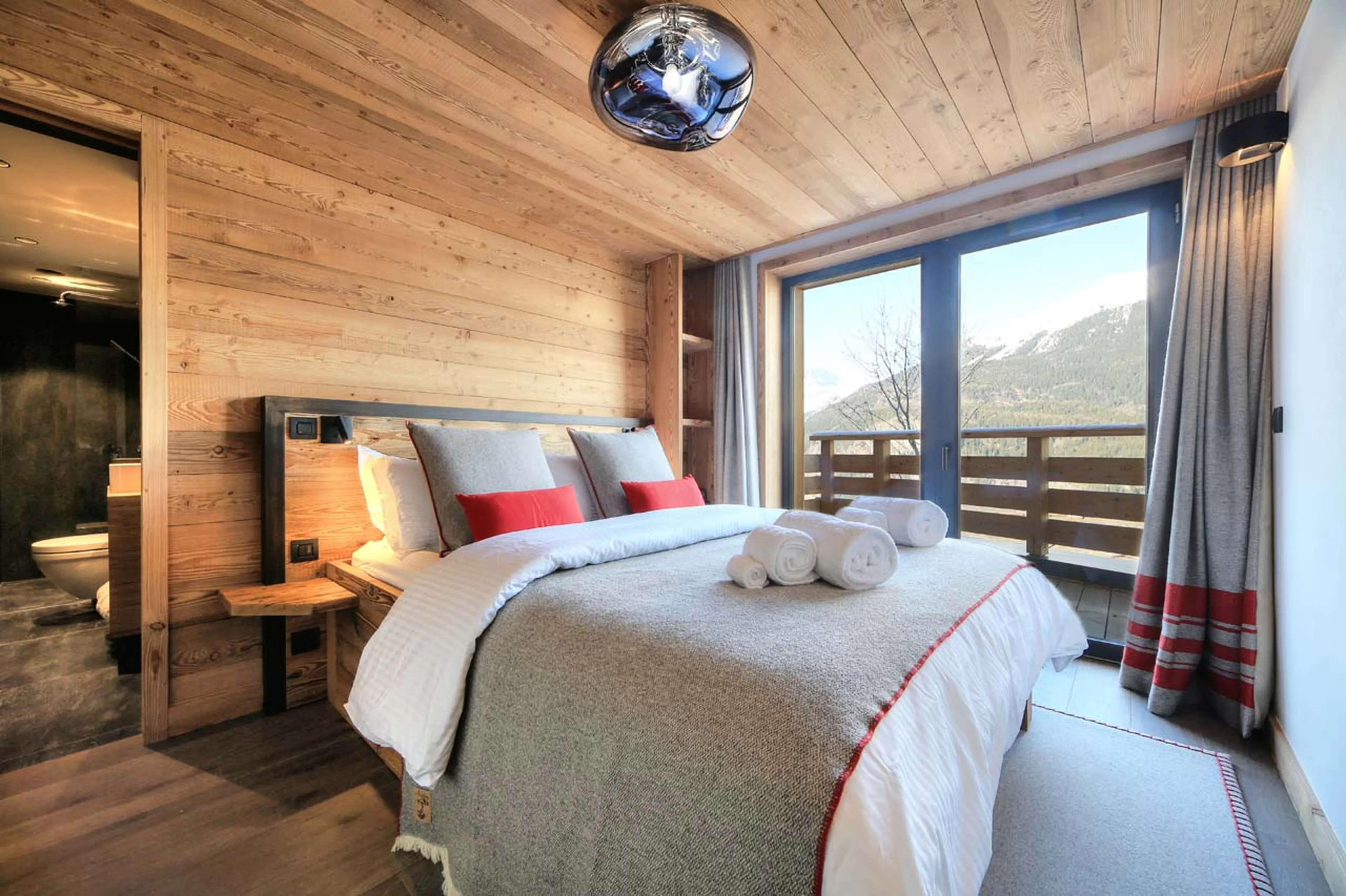 Bedroom four at Chalet Kuma in Chamonix