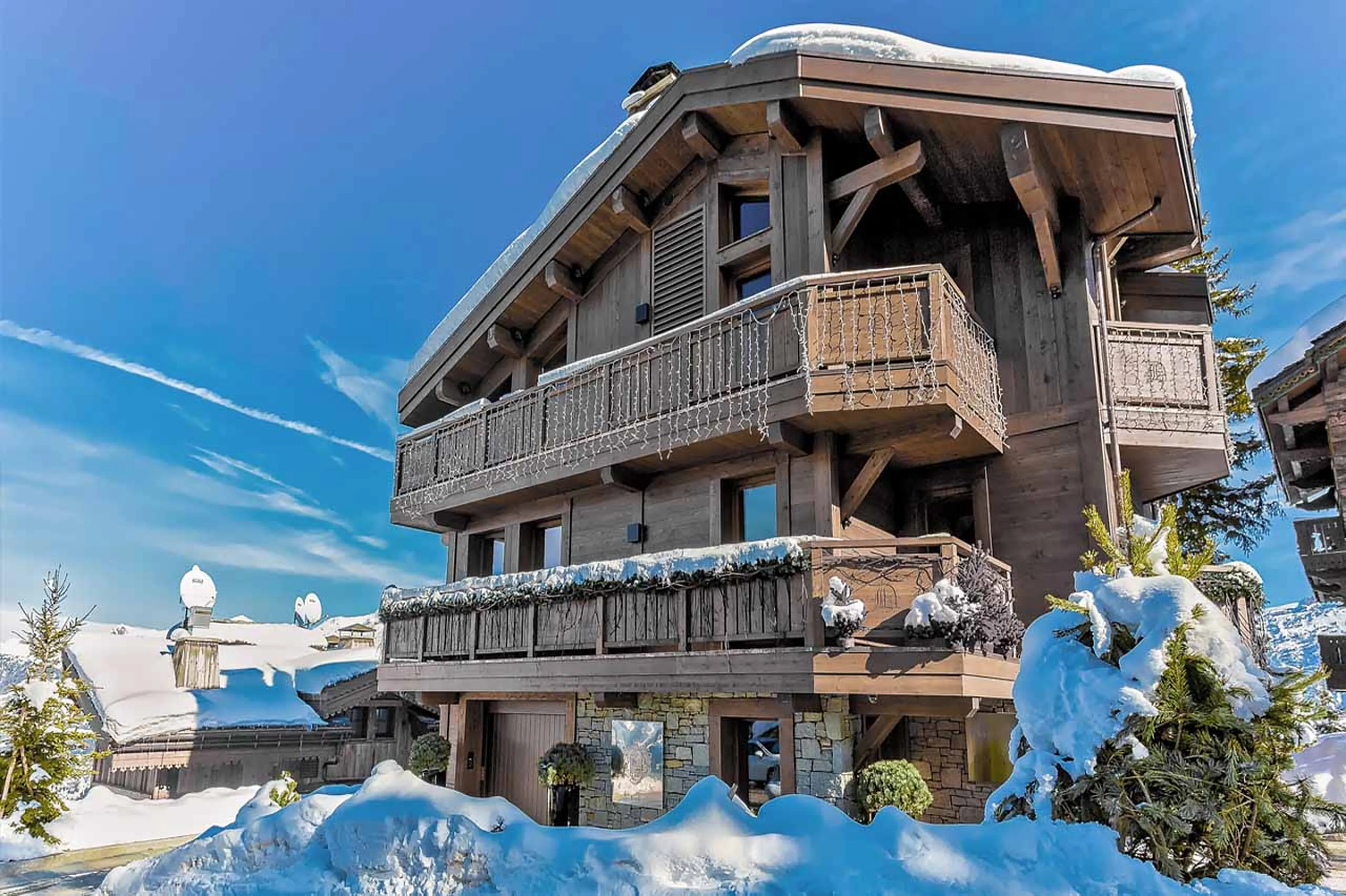 Mountain views over the rooftop of La Datcha in Courchevel 1850