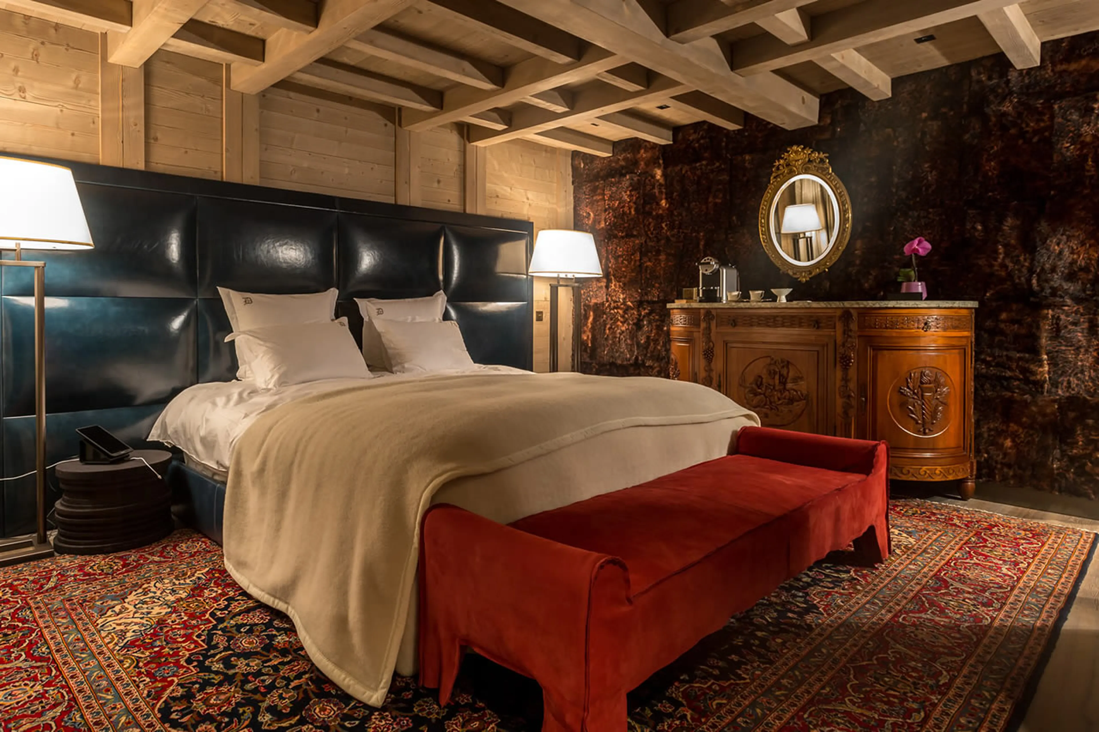 Duplex suite 1, master bedroom 1 on third floor of Chalet La Datcha in Val Thorens