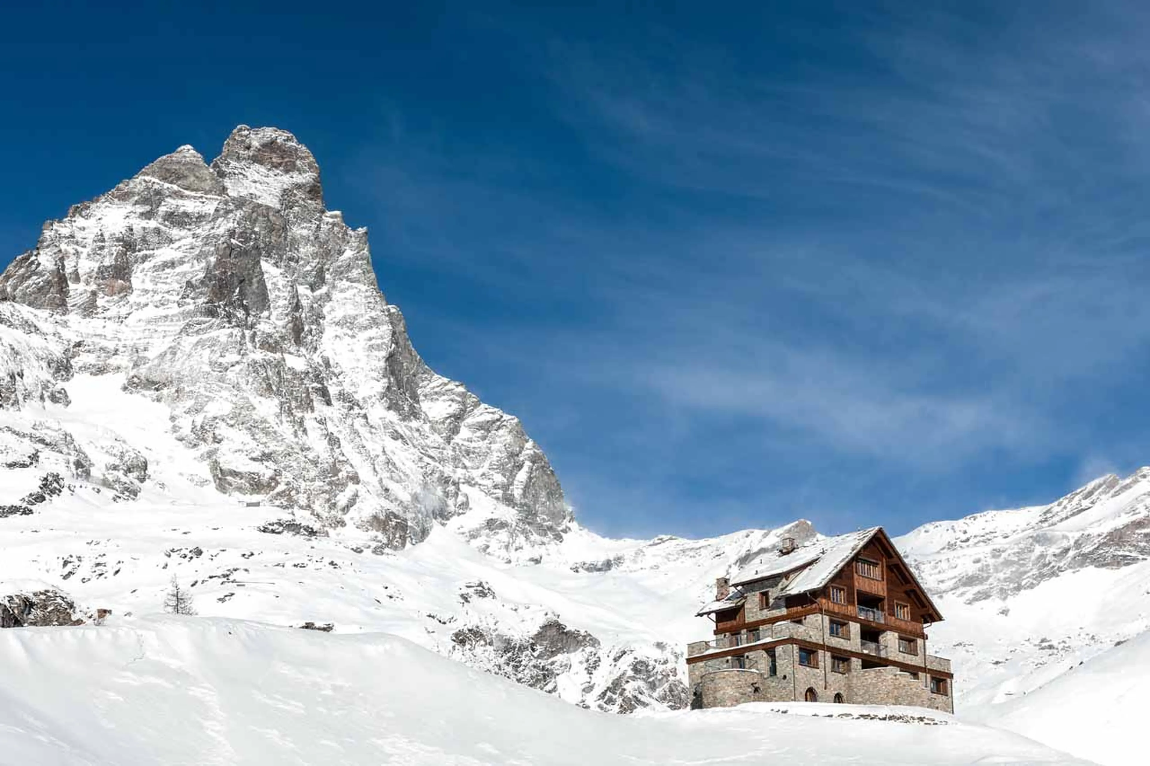 Exterior of Chalet La Fenice in Breuil-Cervinia