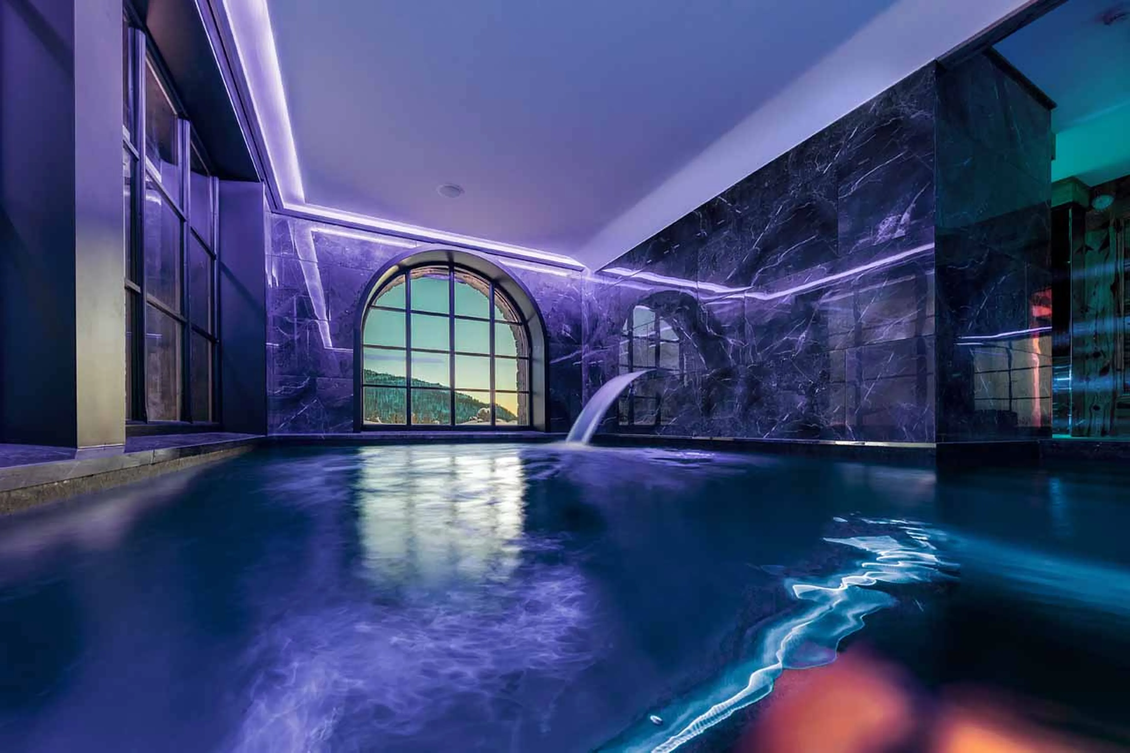 Waterfall at Chalet La Fenice in Breuil-Cervinia