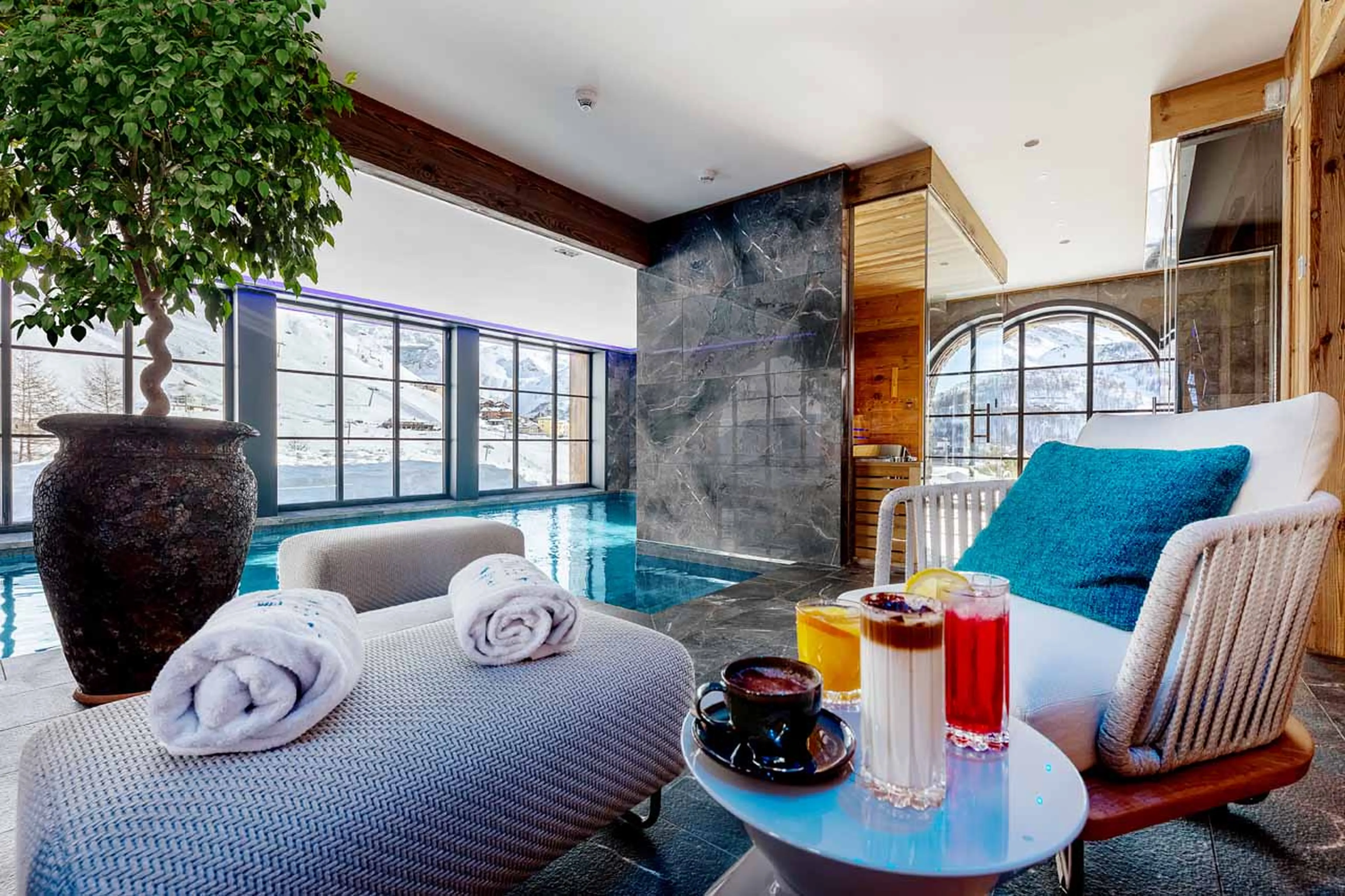 Spa relaxation area at Chalet La Fenice in Breuil-Cervinia