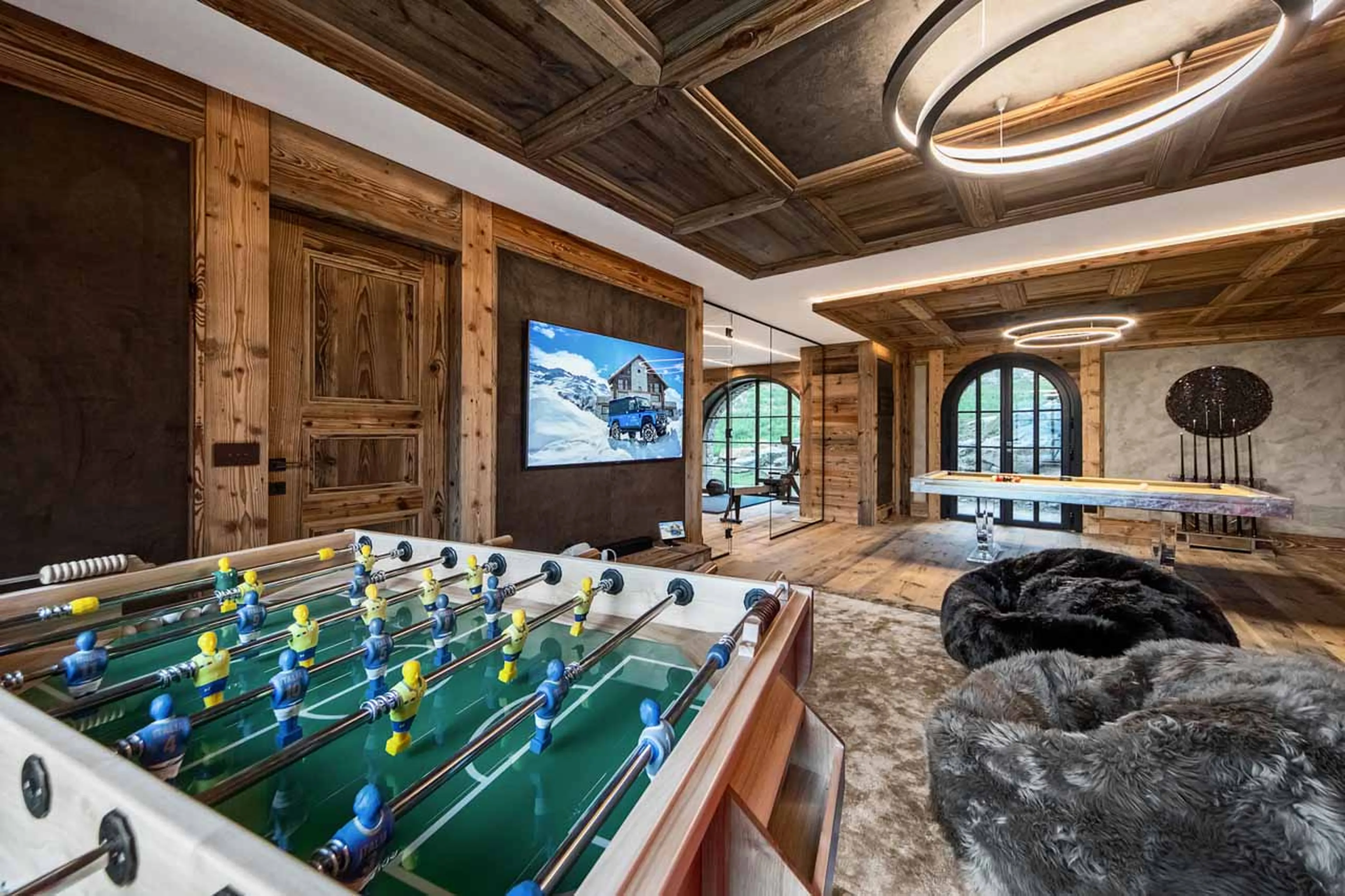 Games room at Chalet La Fenice in Breuil-Cervinia