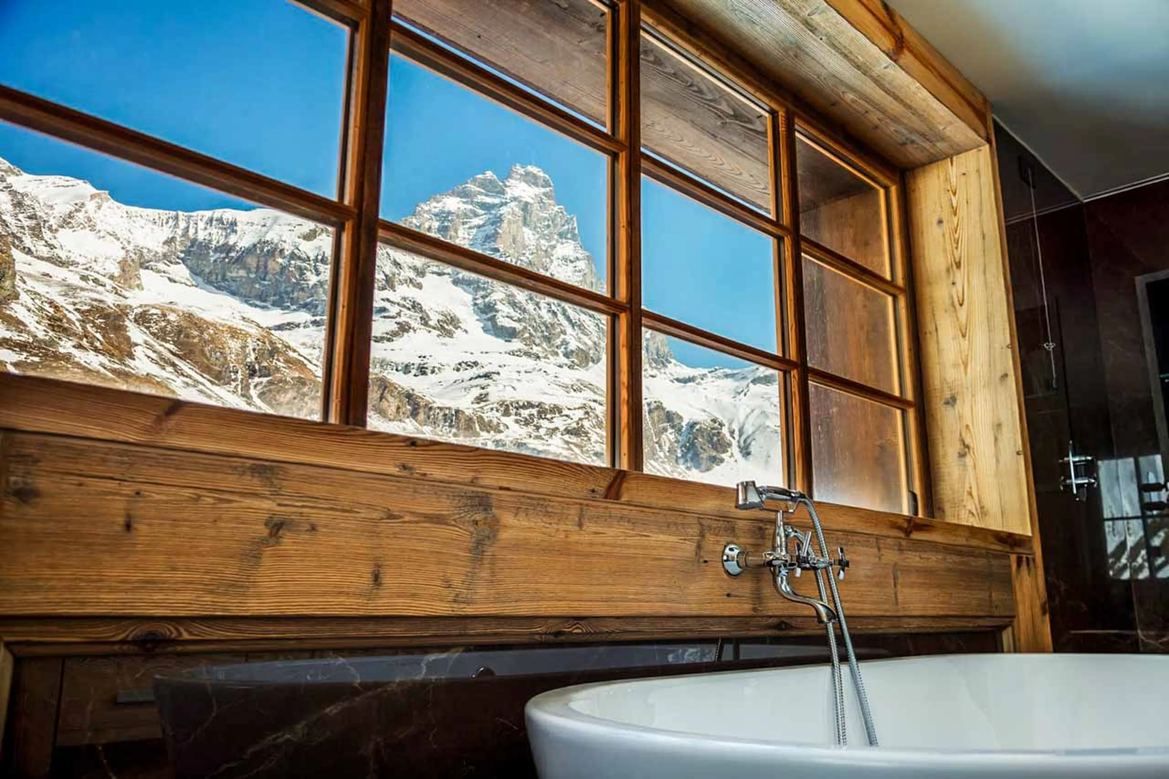 Bathroom at Chalet La Fenice in Breuil-Cervinia