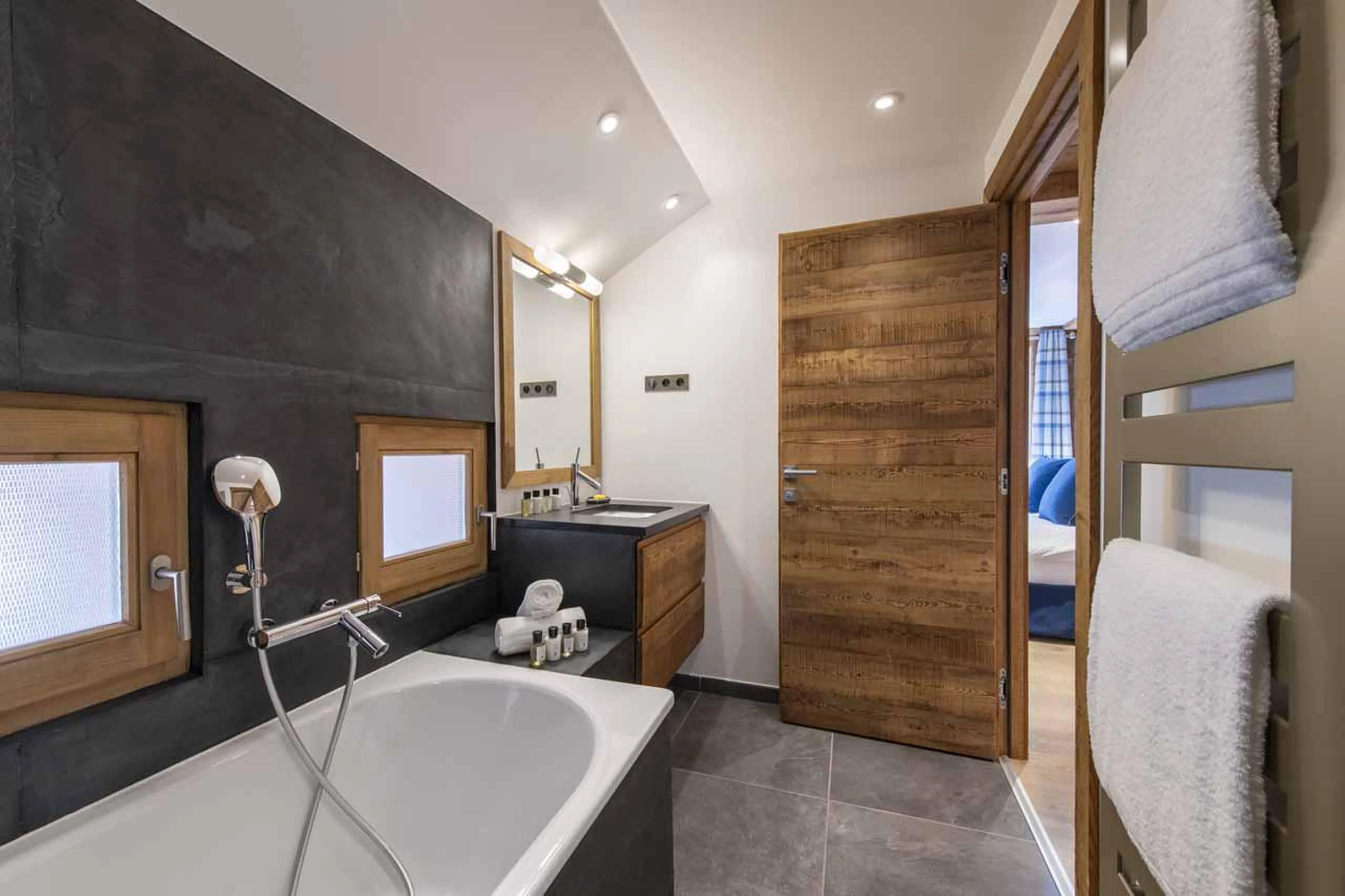 En-suite bathroom in Chalet La Folie, Meribel