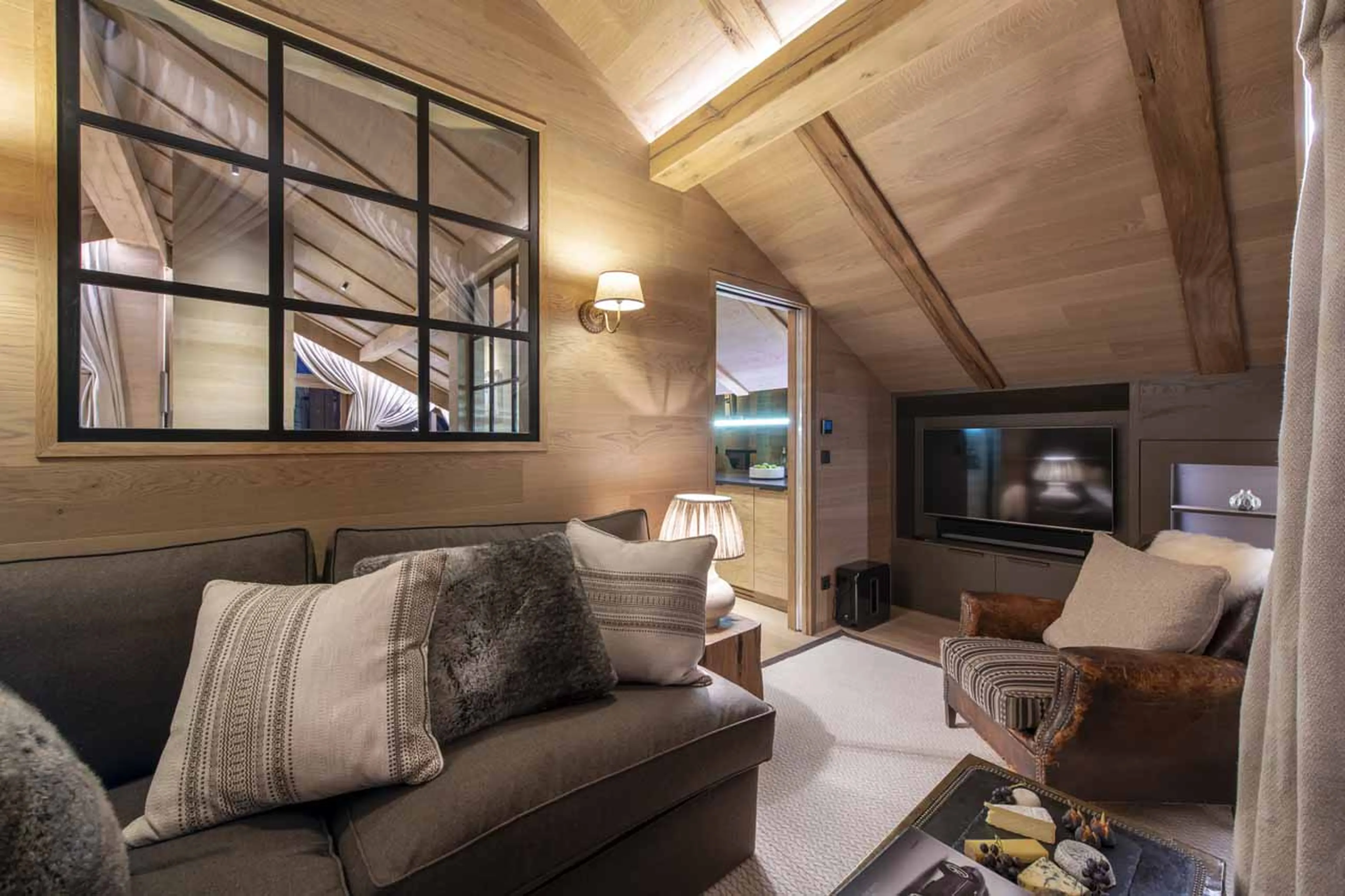 Cosy TV snug at Chalet La Loze in Meribel