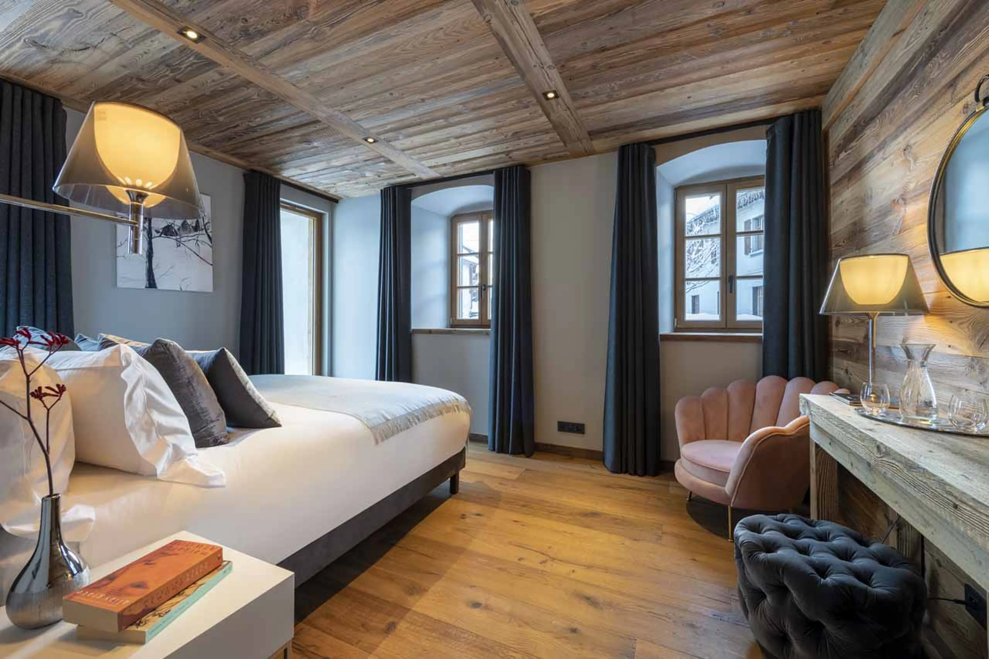 Double/twin bedroom at Chalet La Maison in Morzine