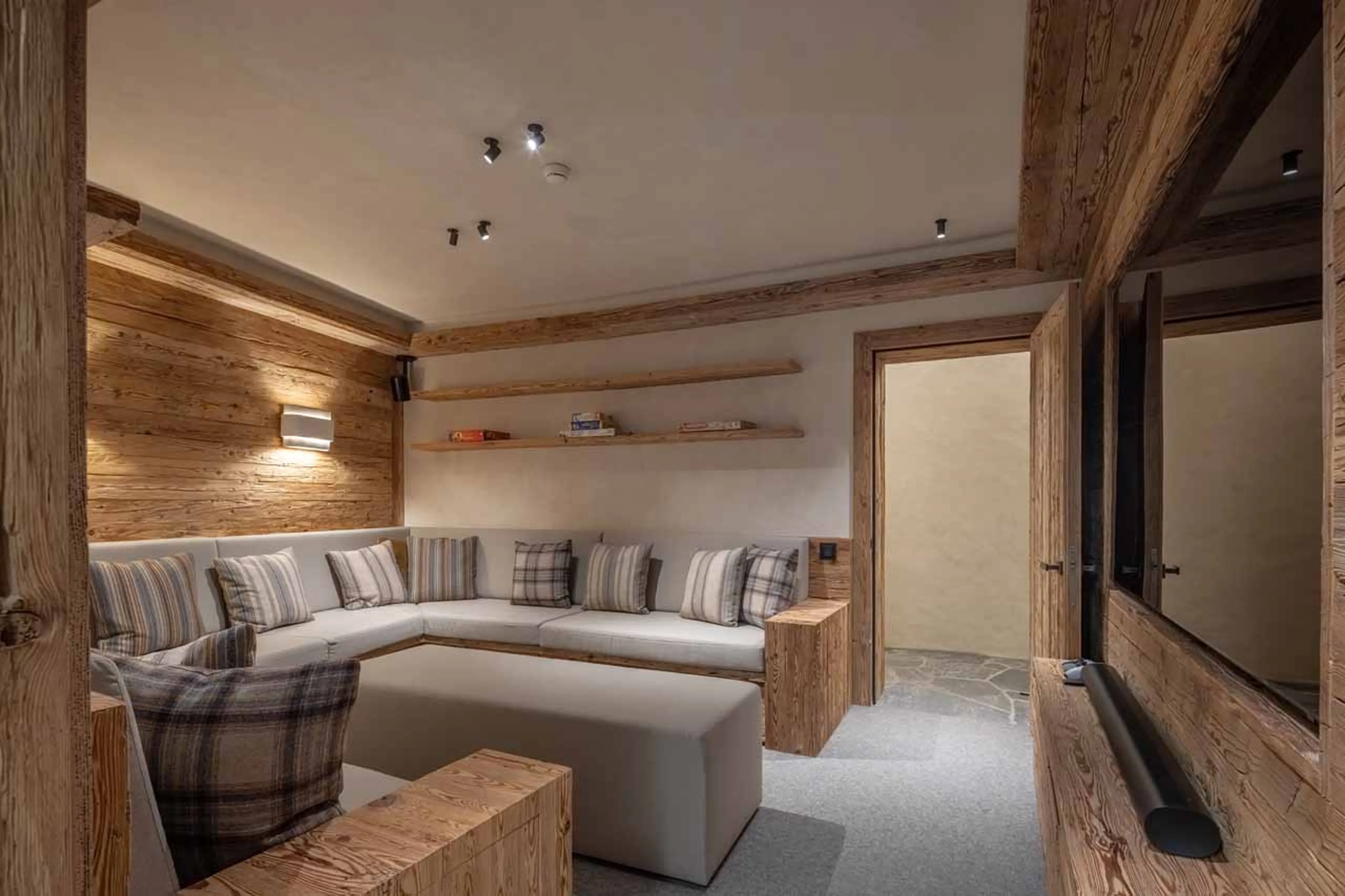 Cinema room in Chalet La Rochette, Verbier