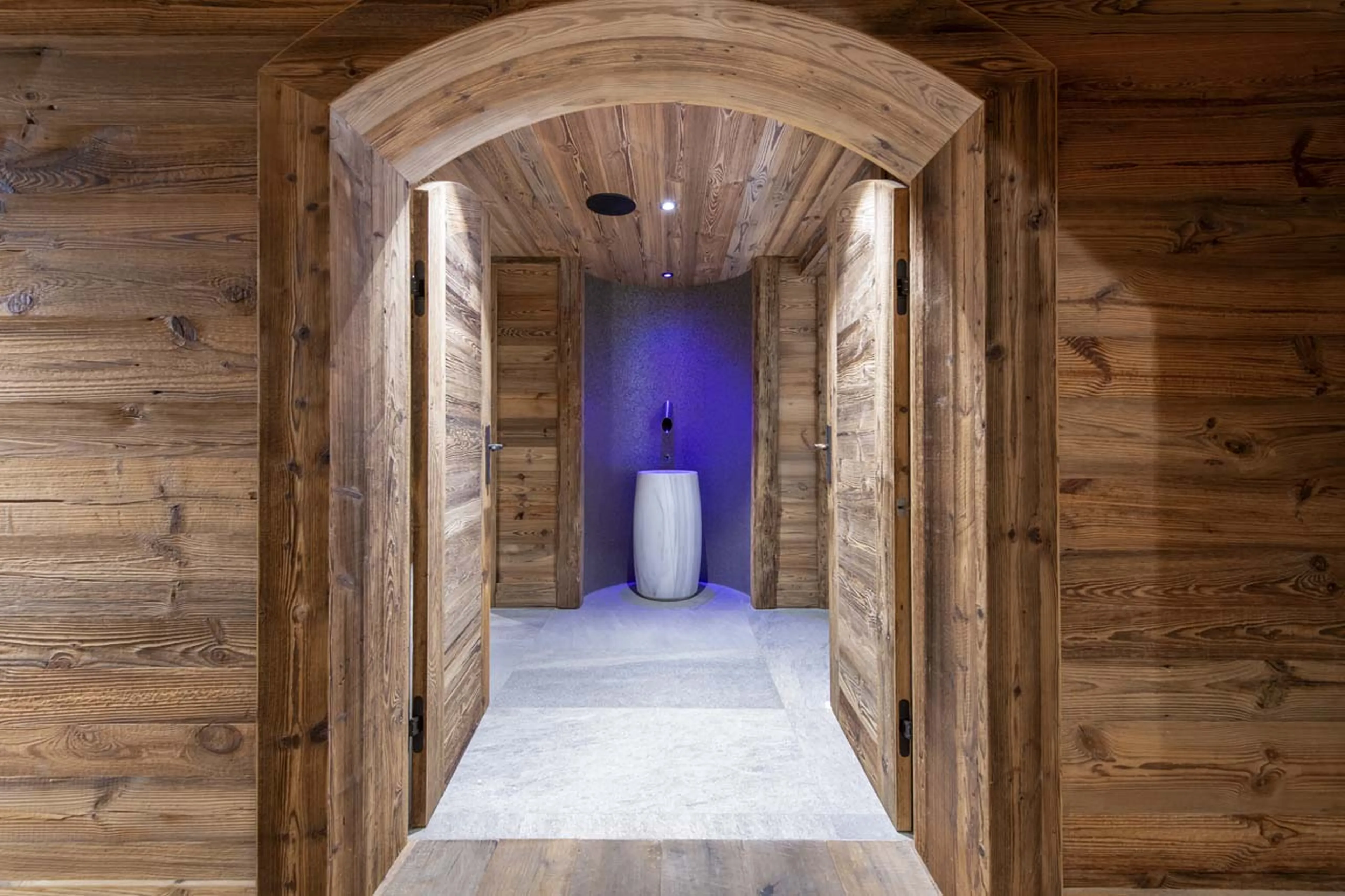 Spa area at Chalet La Taniere in Meribel