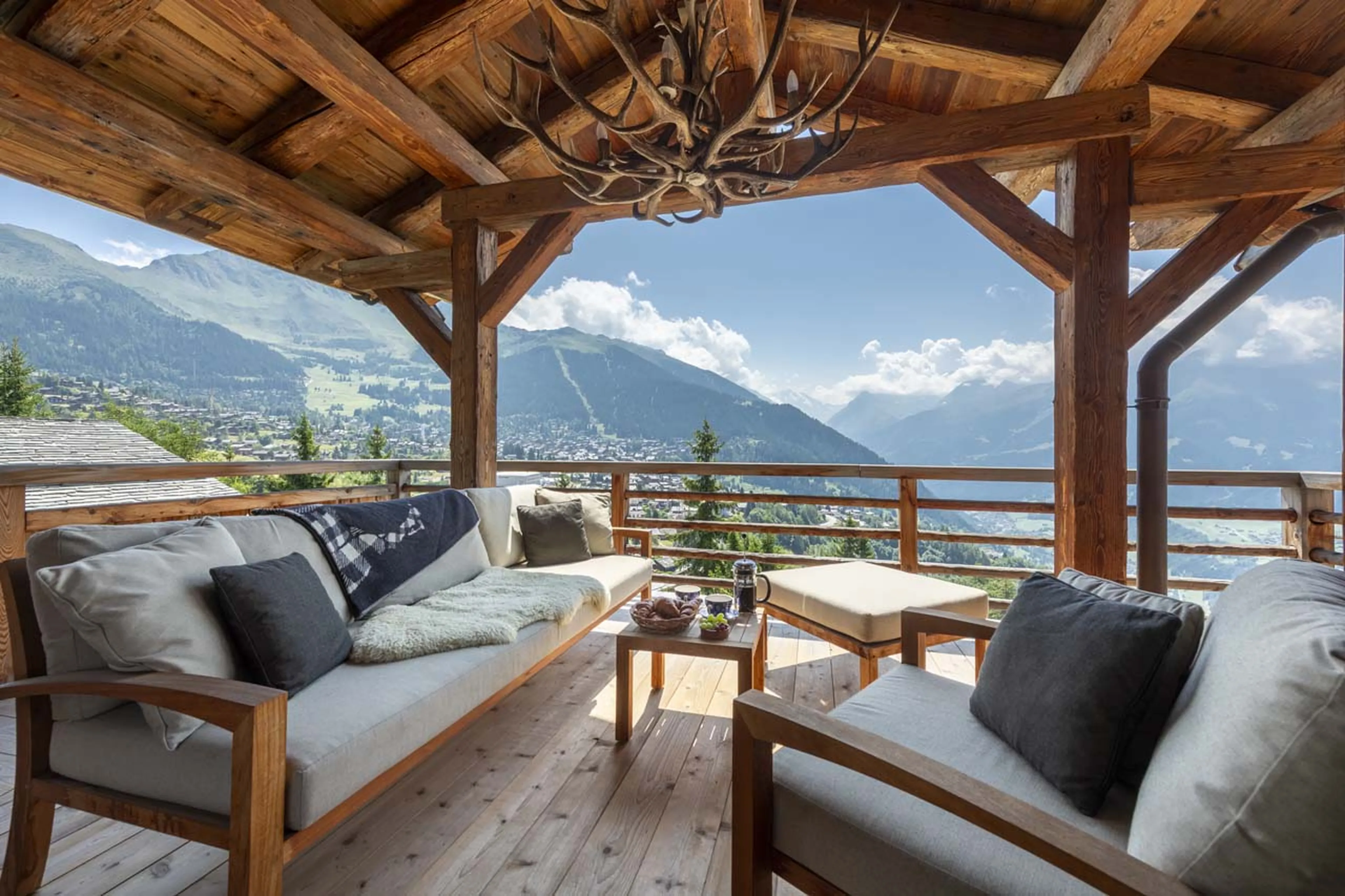Mesmerising balcony views at Chalet La Vigne in Verbier