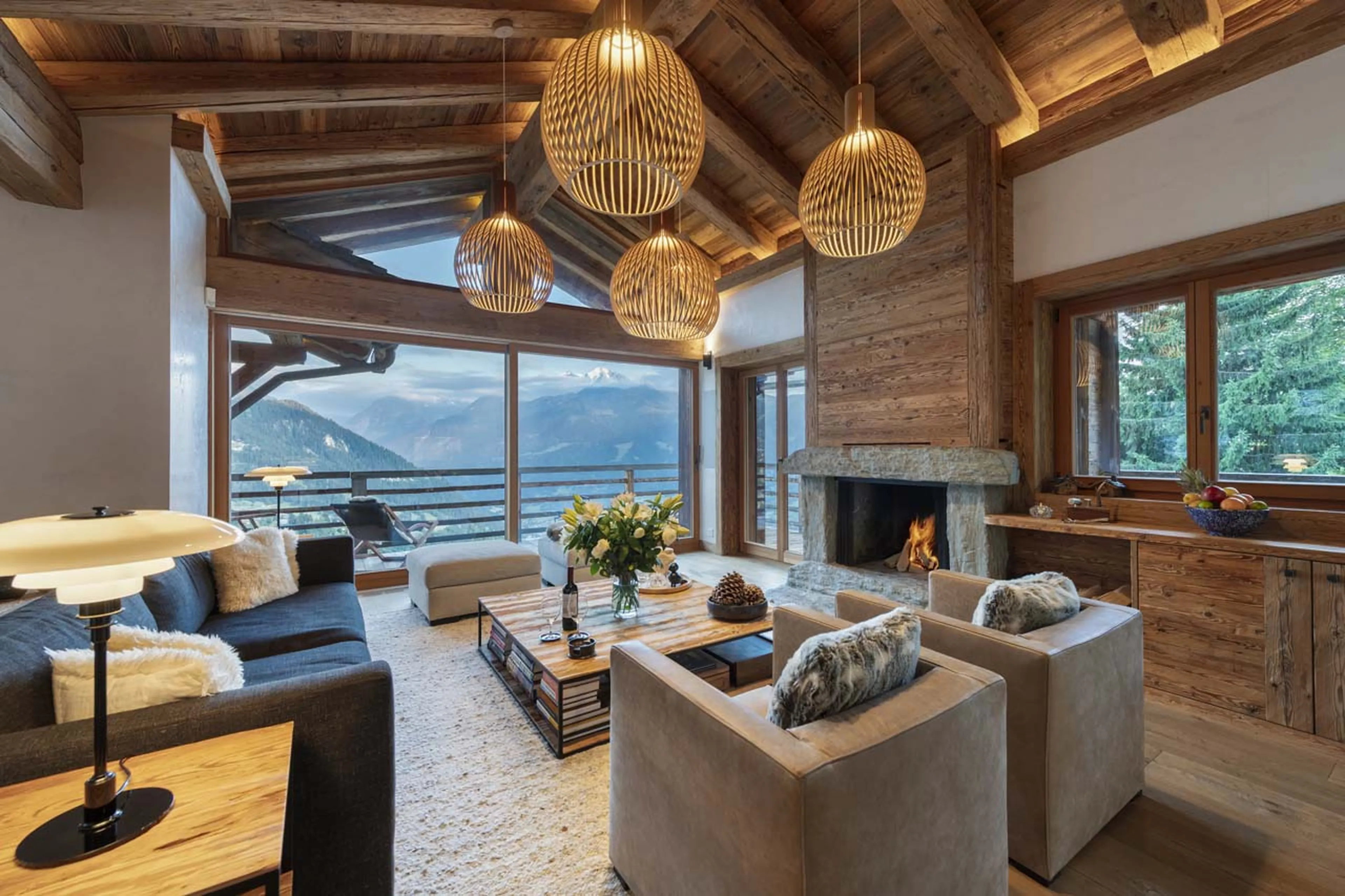 Open plan living room at Chalet La Vigne in Verbier