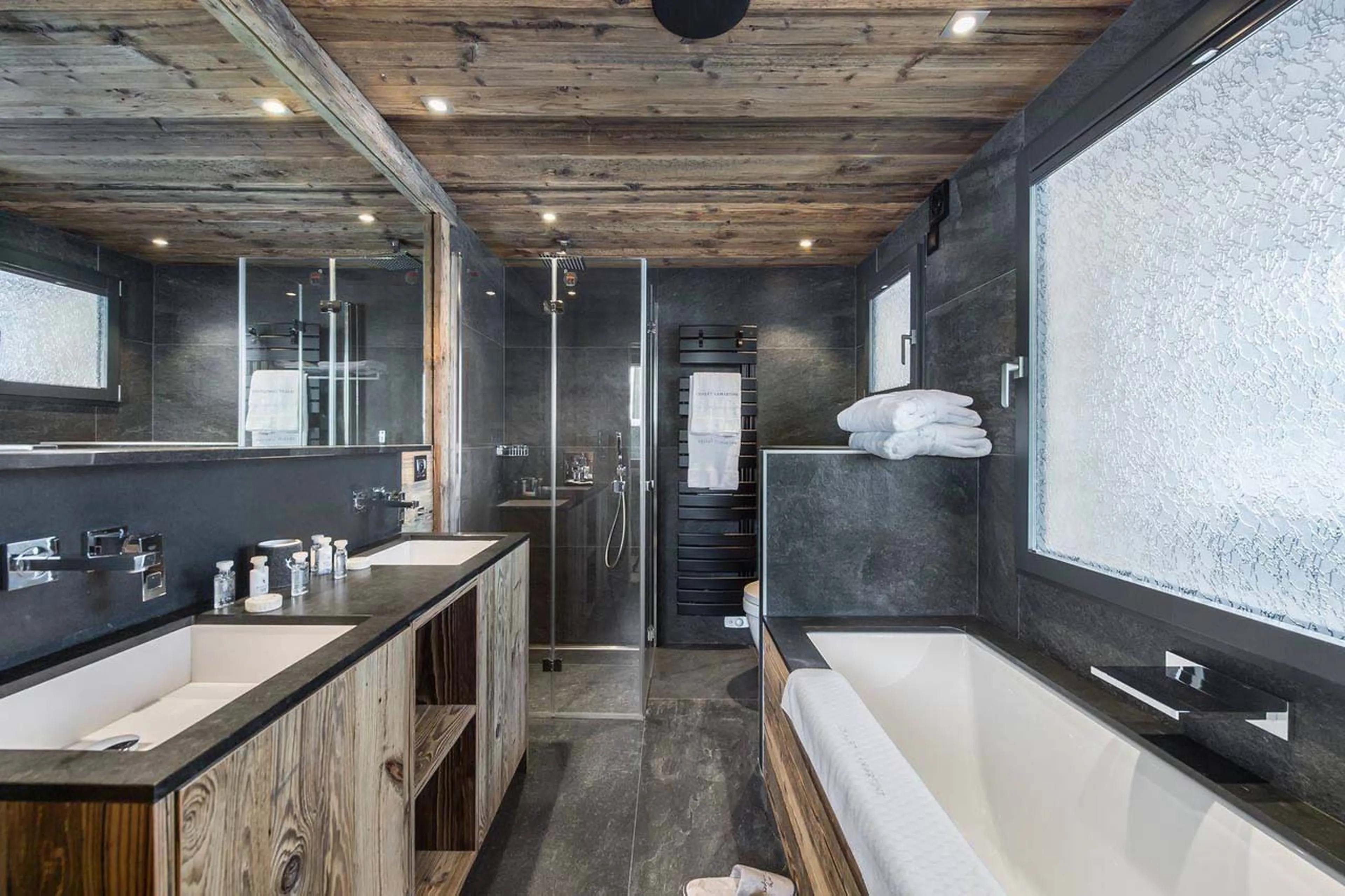 Bathroom six at Chalet Lamartine in Megeve