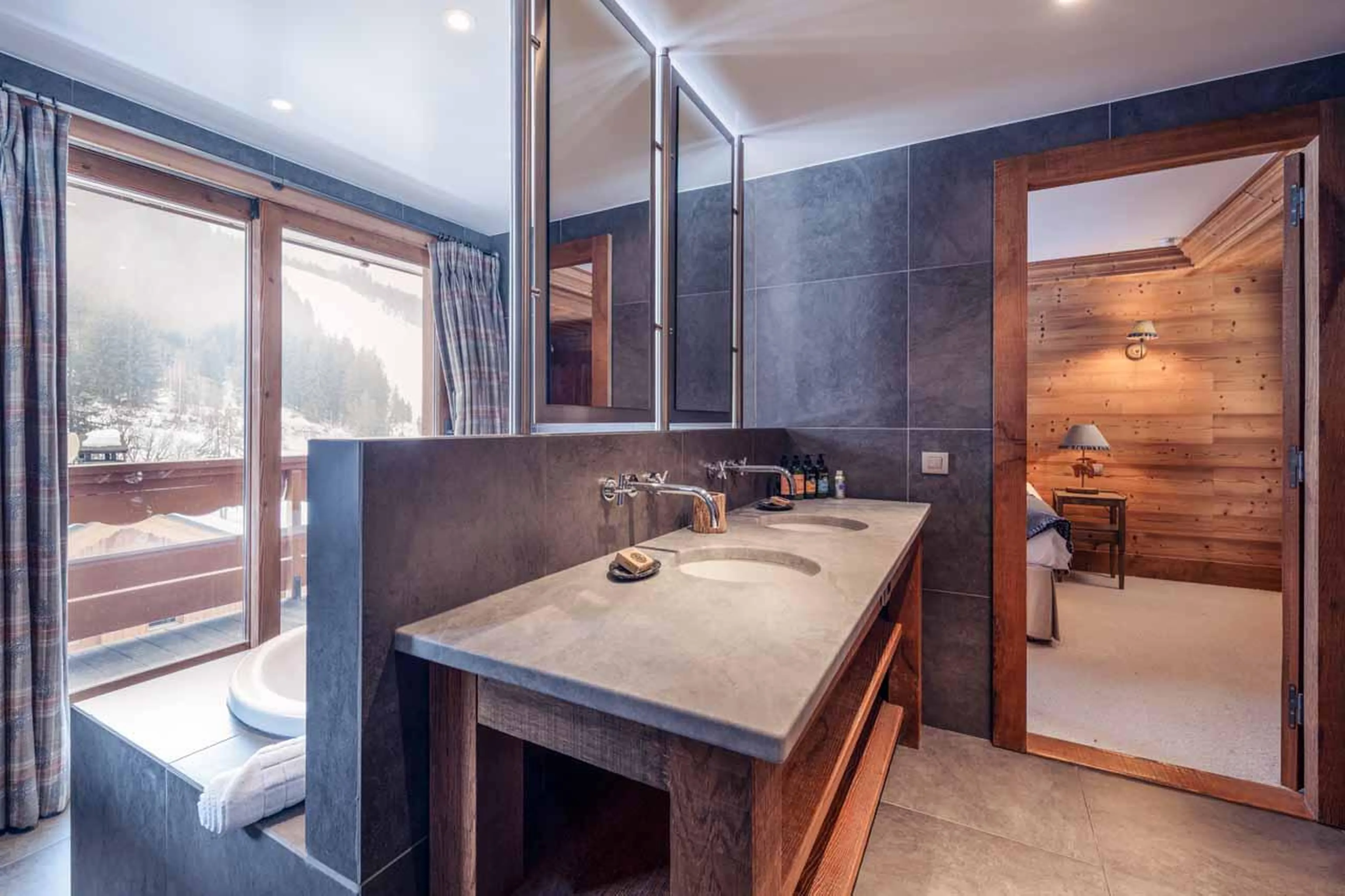 Bathroom three at Chalet Lapin Blanc in Meribel