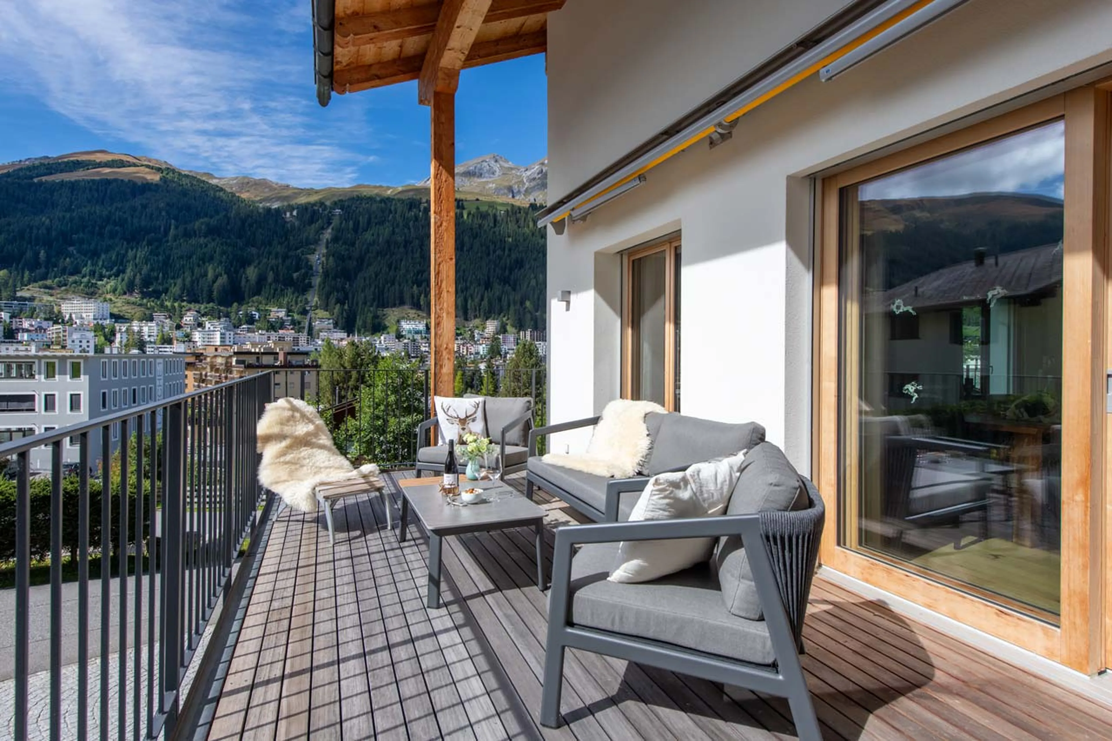Sunny balcony at Chalet Larch in Davos